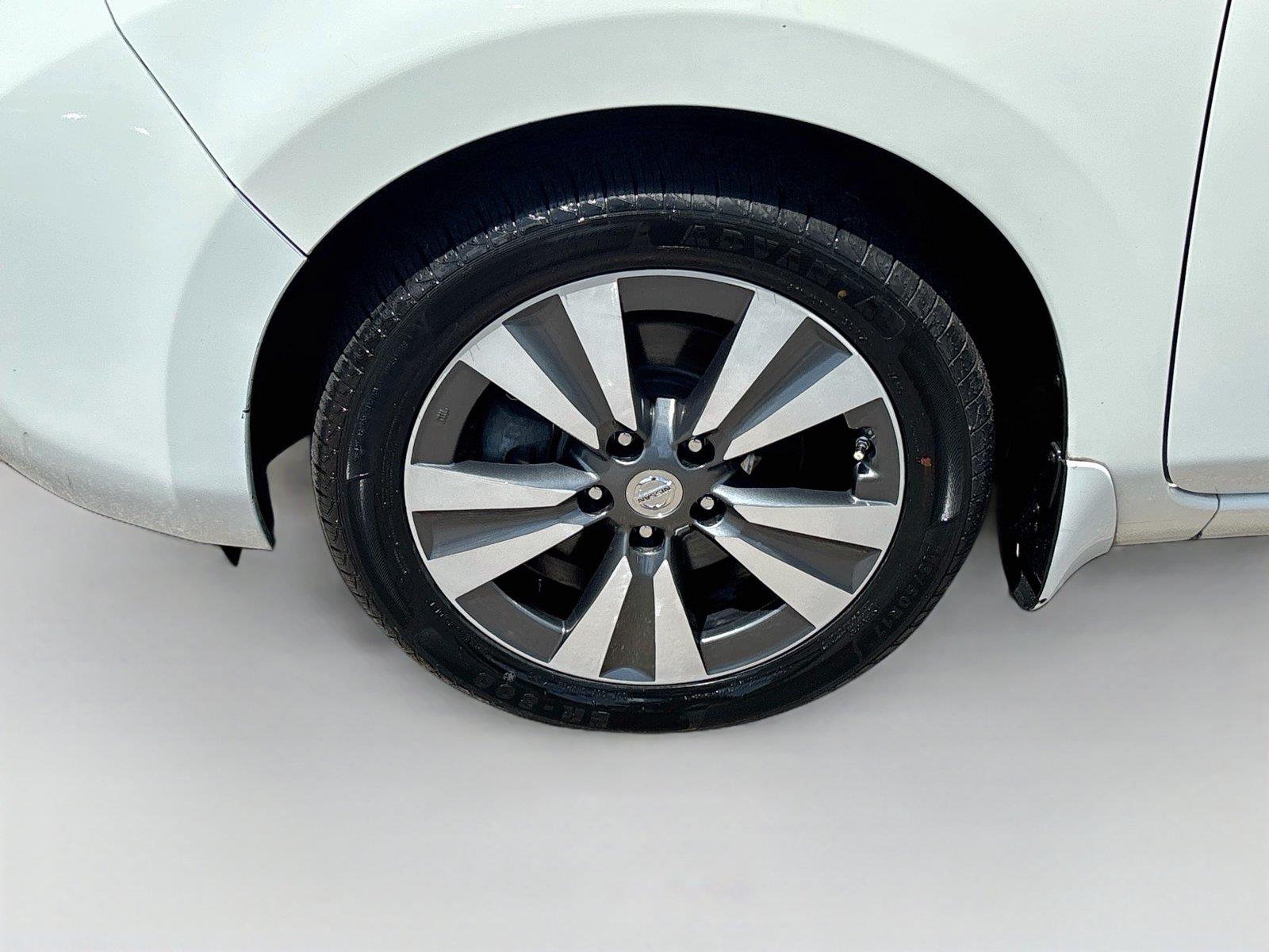 2016 Nissan LEAF SL