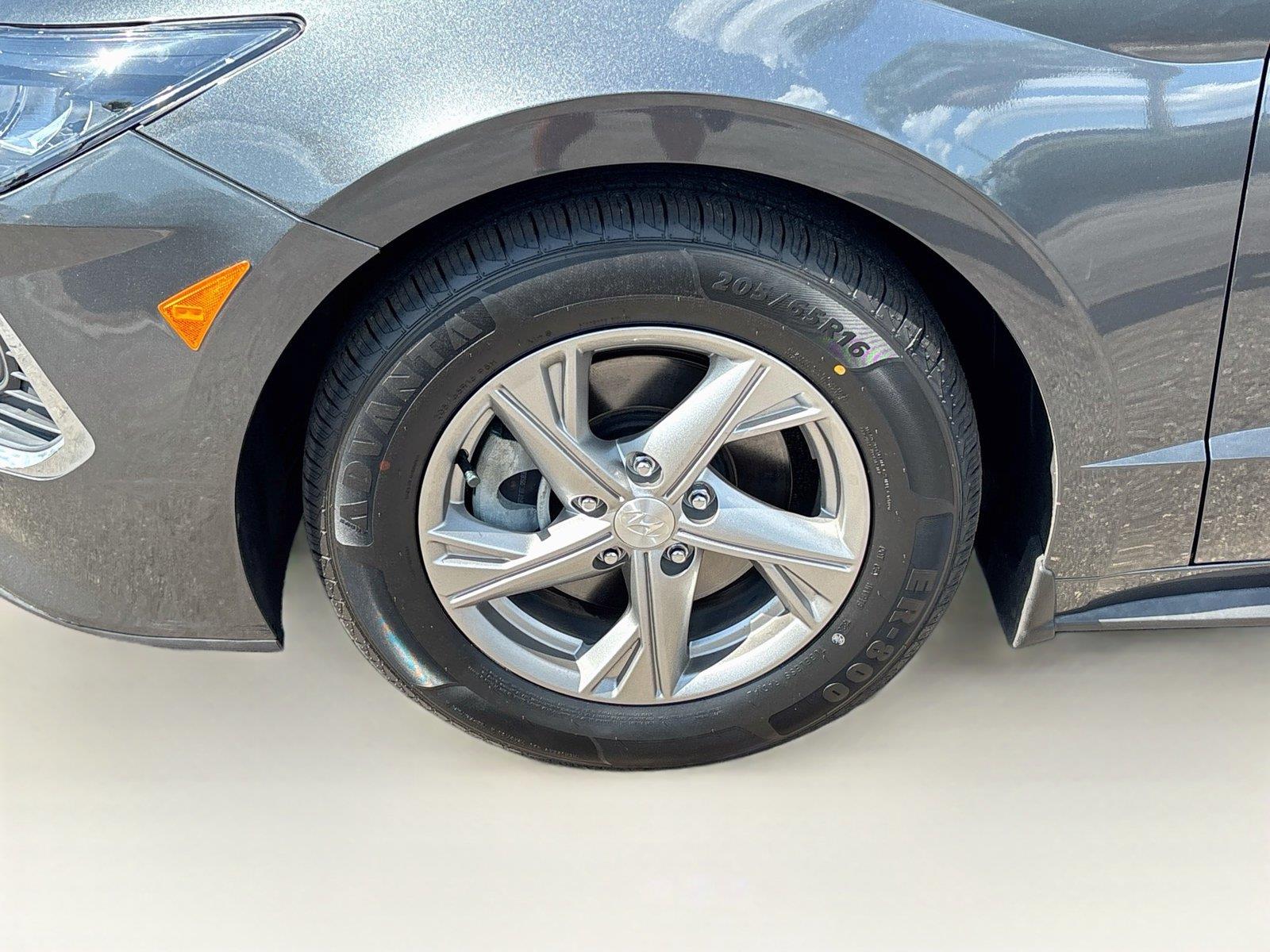 2023 Hyundai Sonata SE