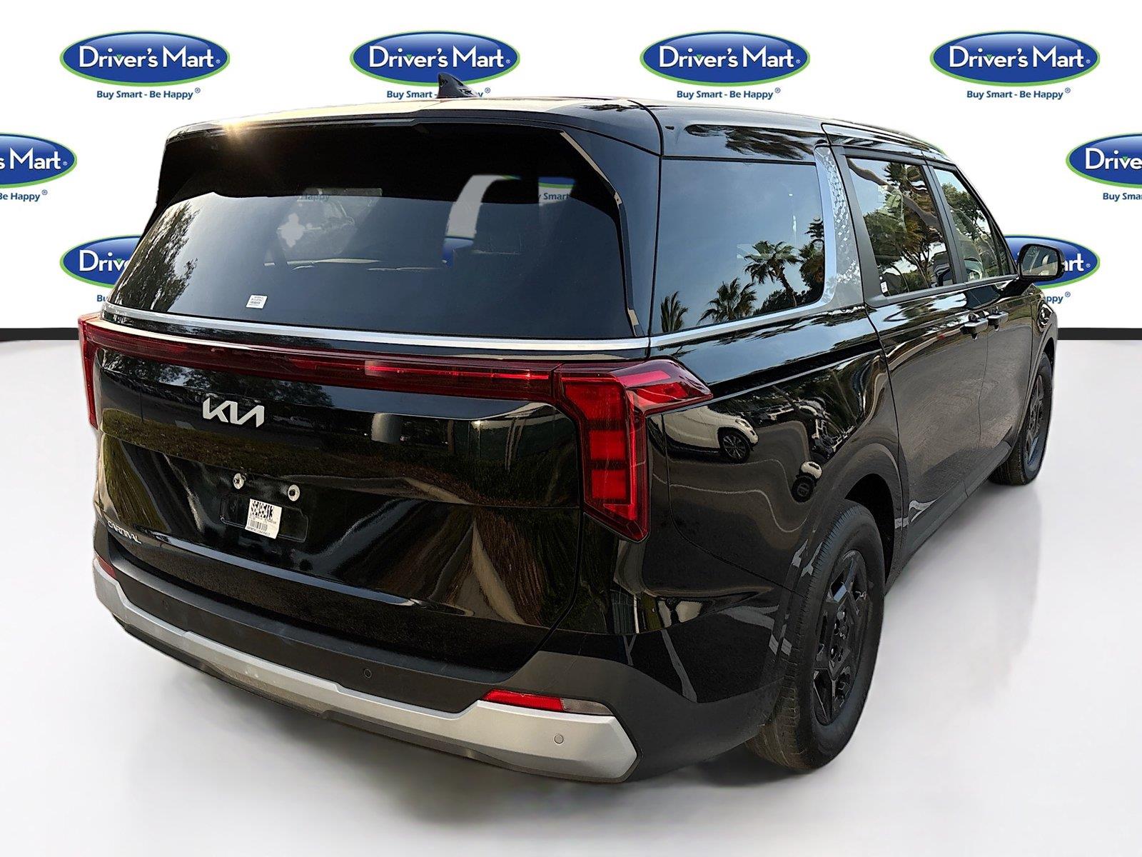 2025 Kia Carnival LXS