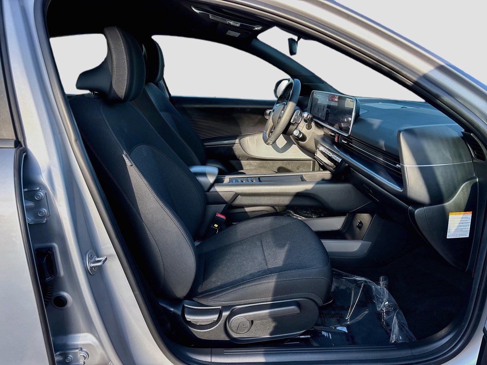 2023 Hyundai IONIQ 6 SE
