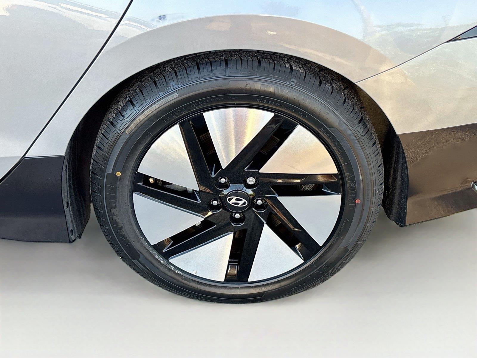 2023 Hyundai IONIQ 6 SE