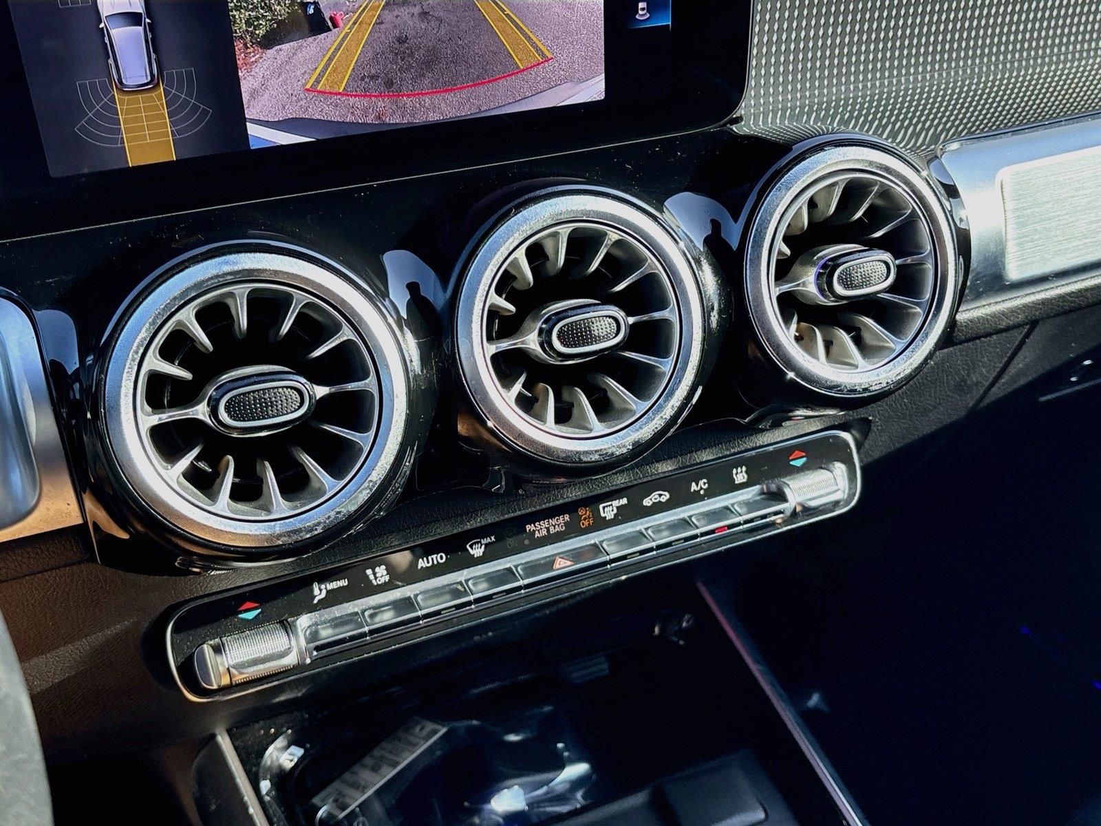 2022 Mercedes-Benz EQB EQB 300