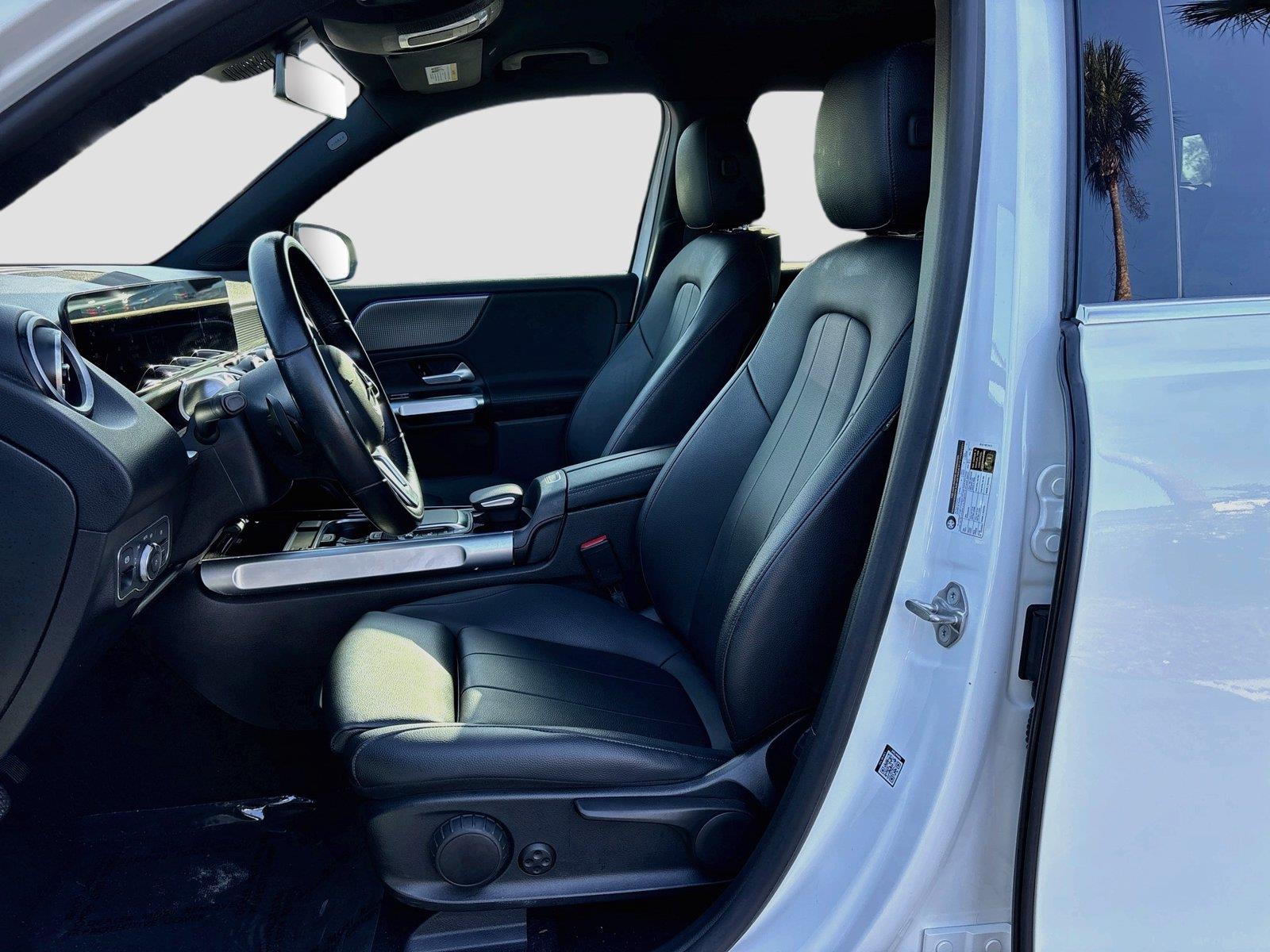 2022 Mercedes-Benz EQB EQB 300