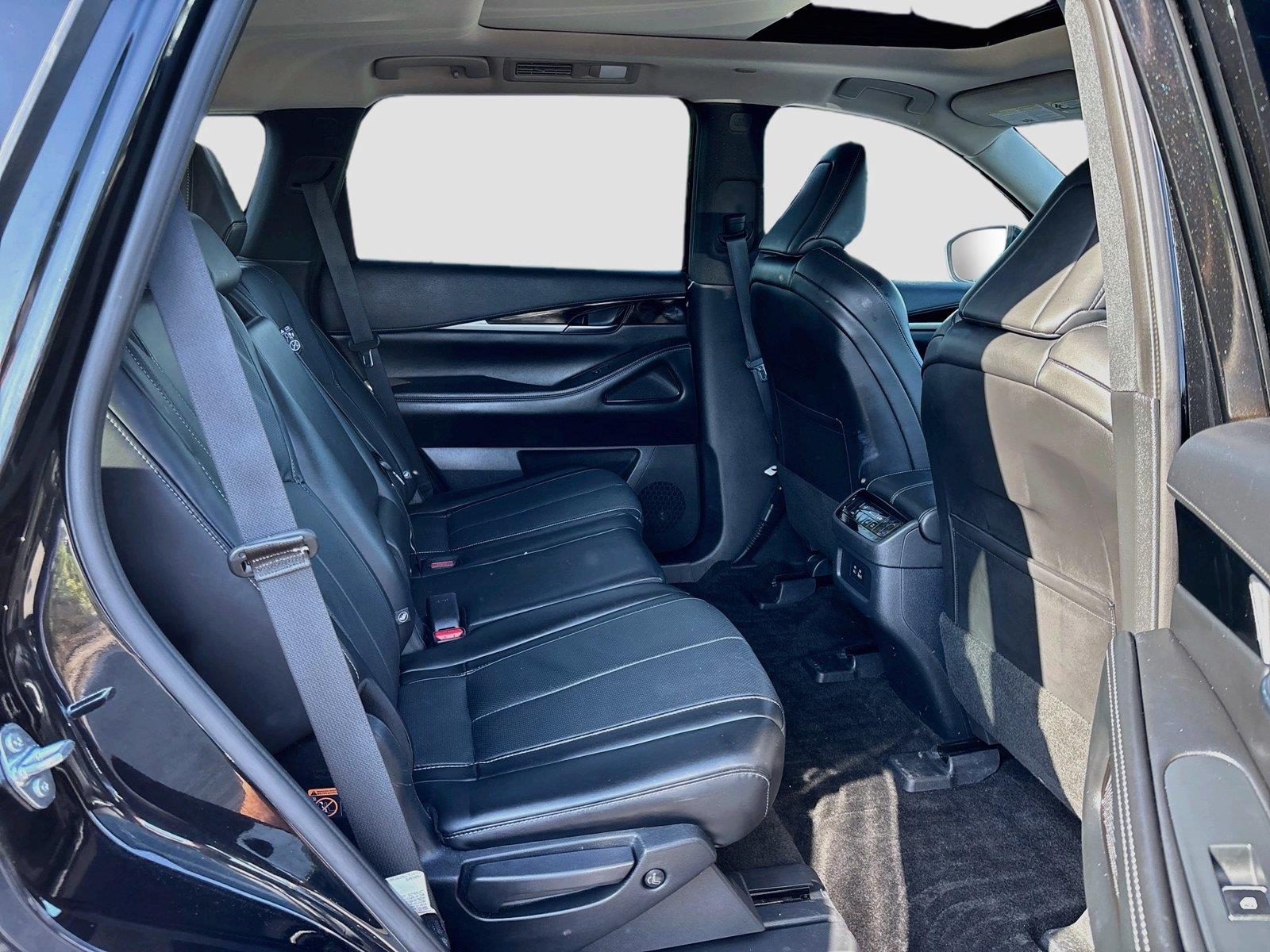 2025 INFINITI QX60 PURE