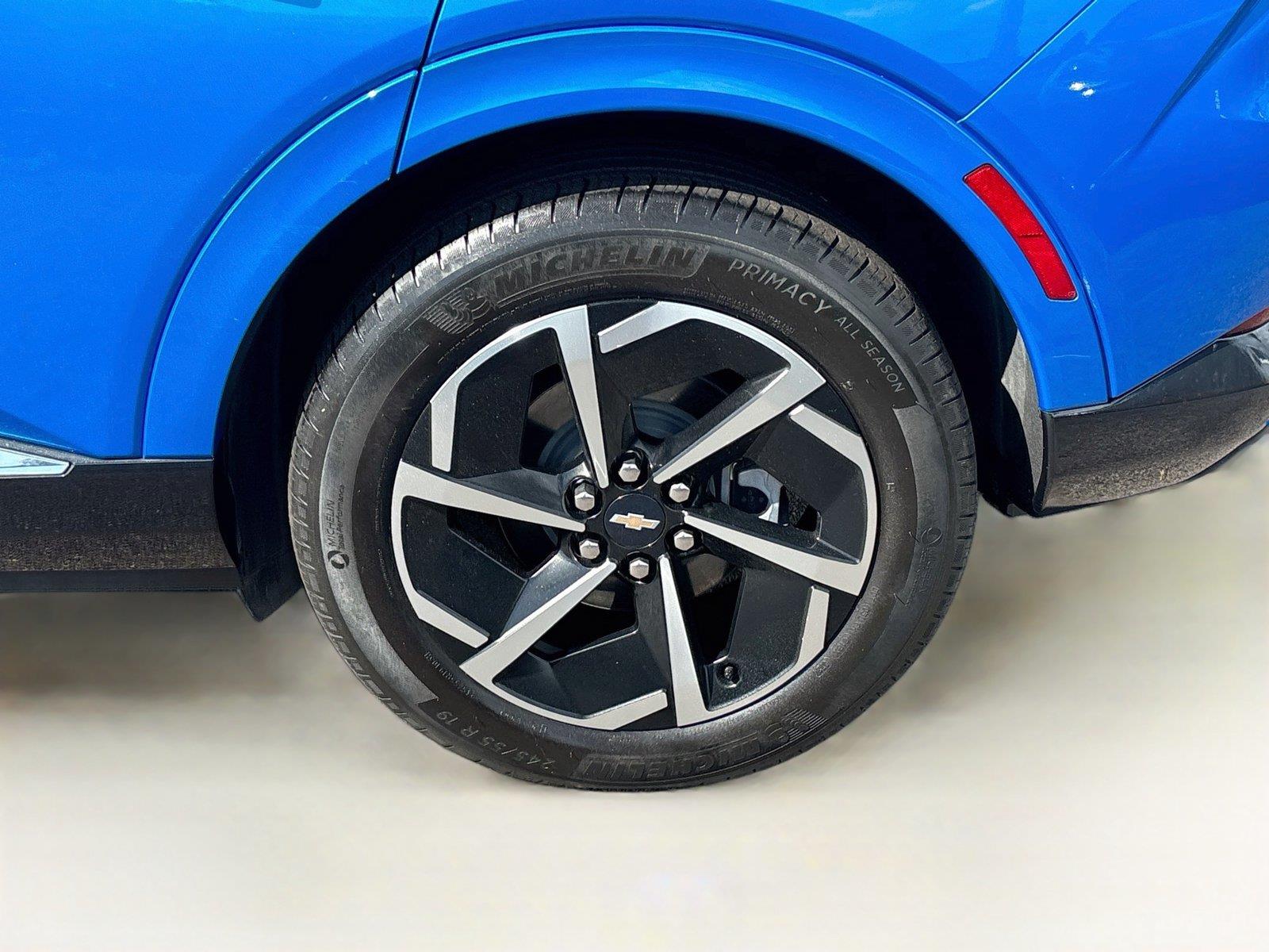 2024 Chevrolet Equinox EV LT