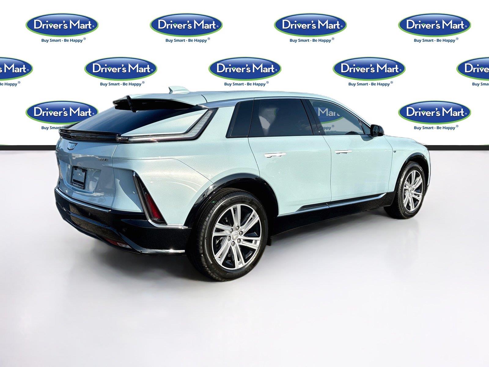2024 Cadillac LYRIQ Tech