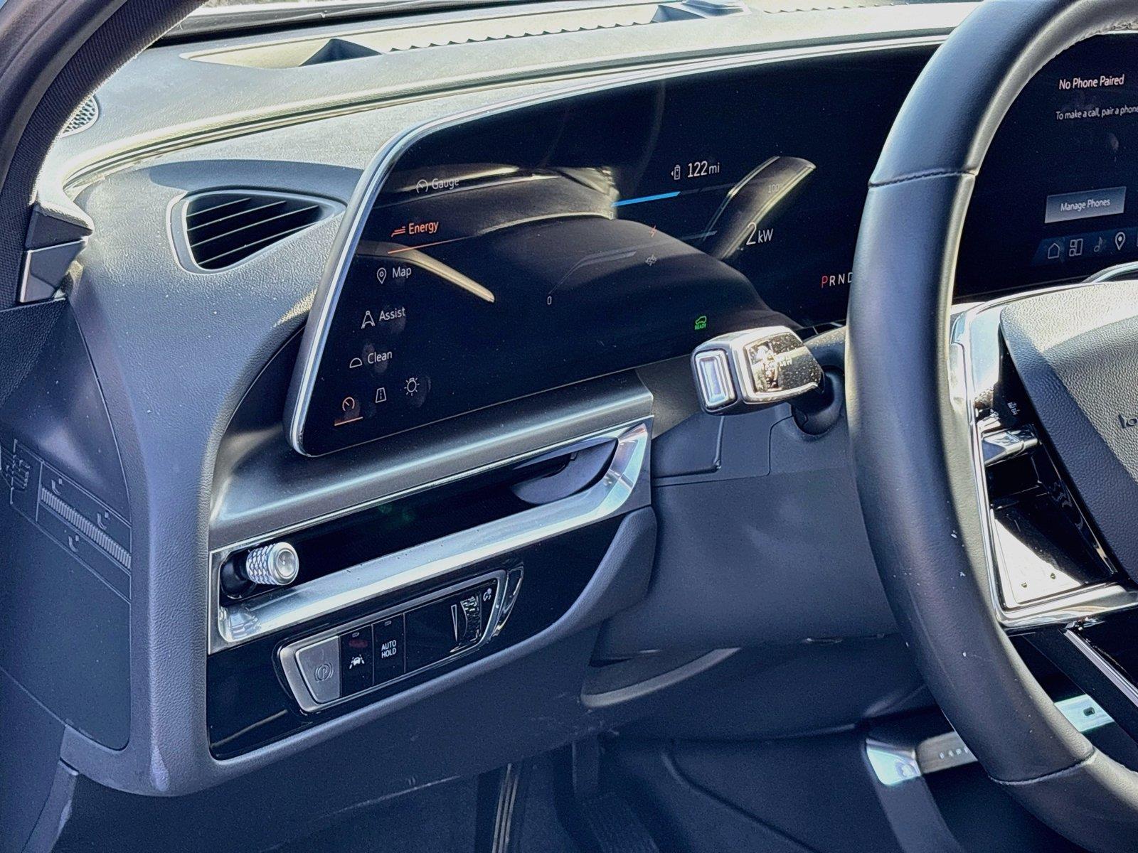 2024 Cadillac LYRIQ Tech