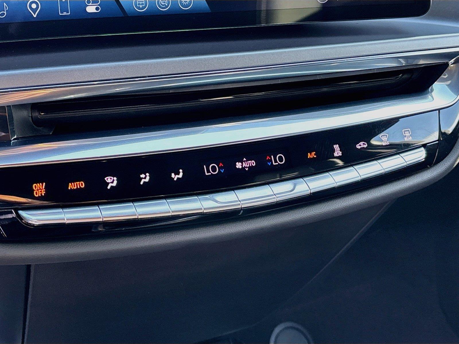2024 Cadillac LYRIQ Tech