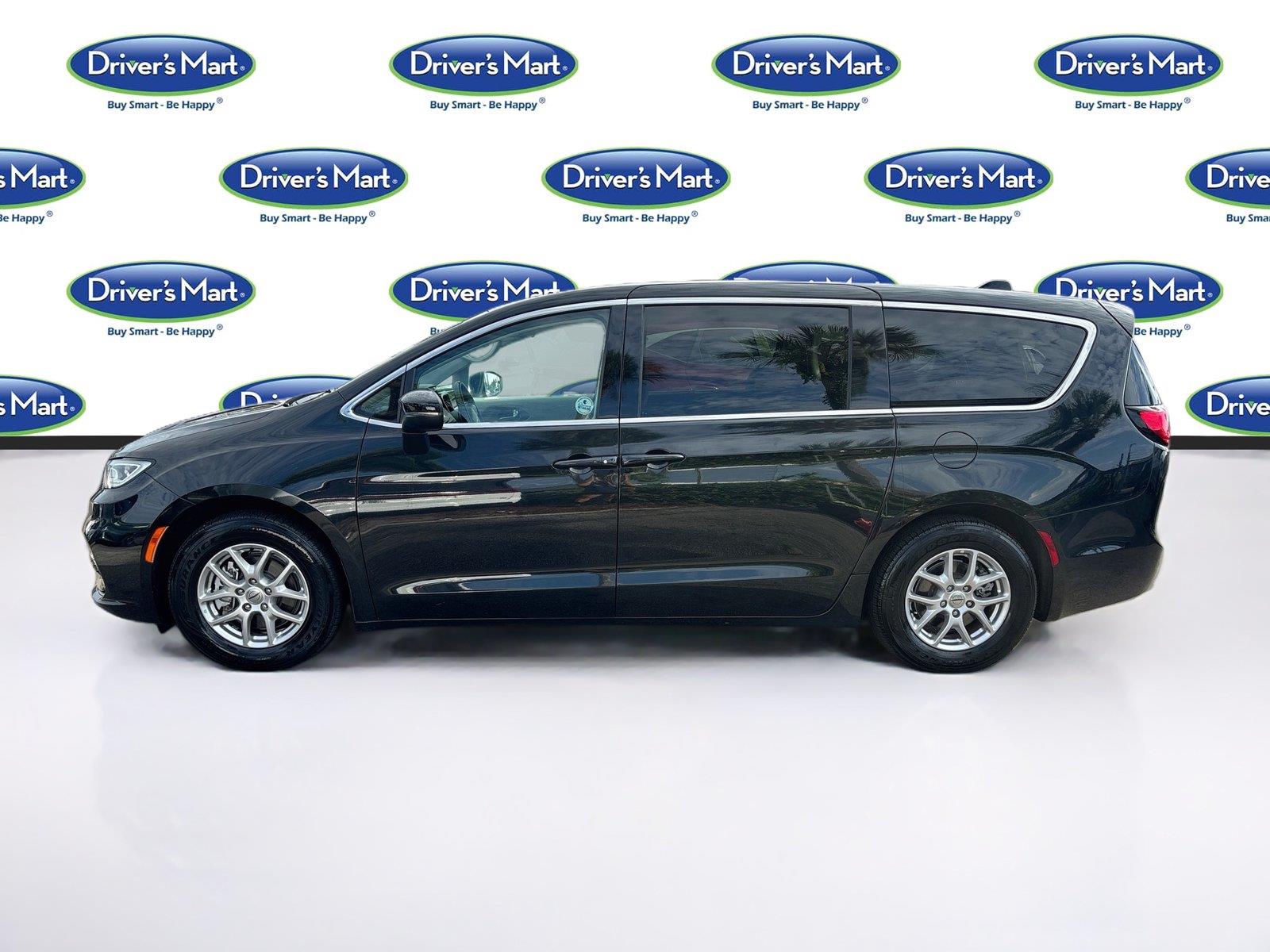 2023 CHRYSLER PACIFICA TOURIN