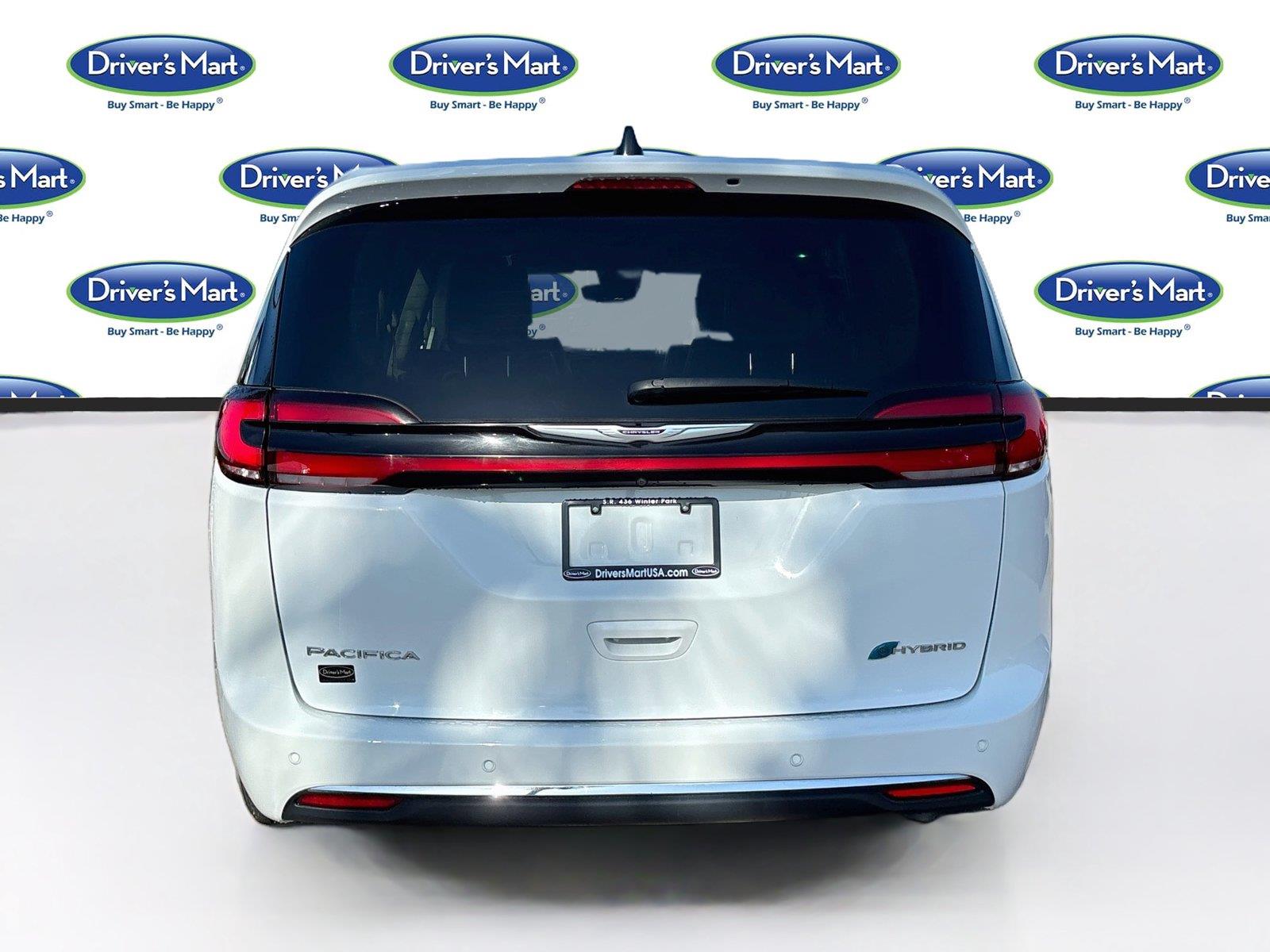 2023 Chrysler Pacifica Hybrid Touring L