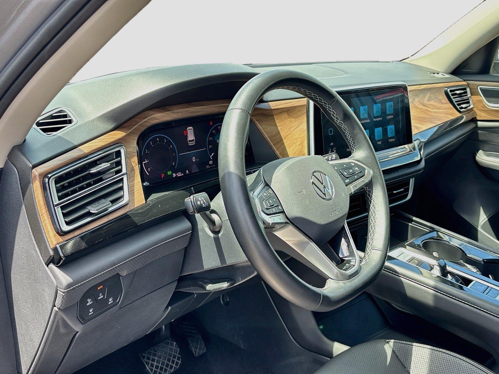 2025 VOLKSWAGEN ATLAS SE