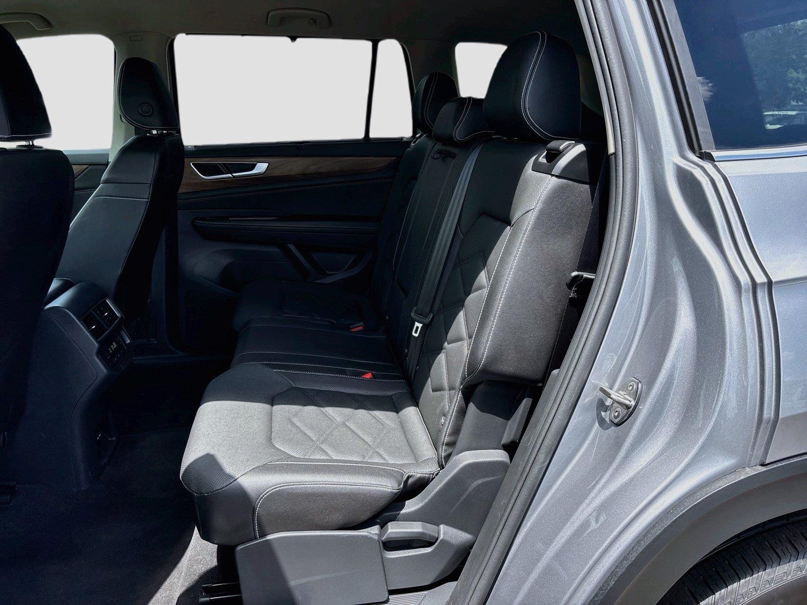 2025 VOLKSWAGEN ATLAS SE