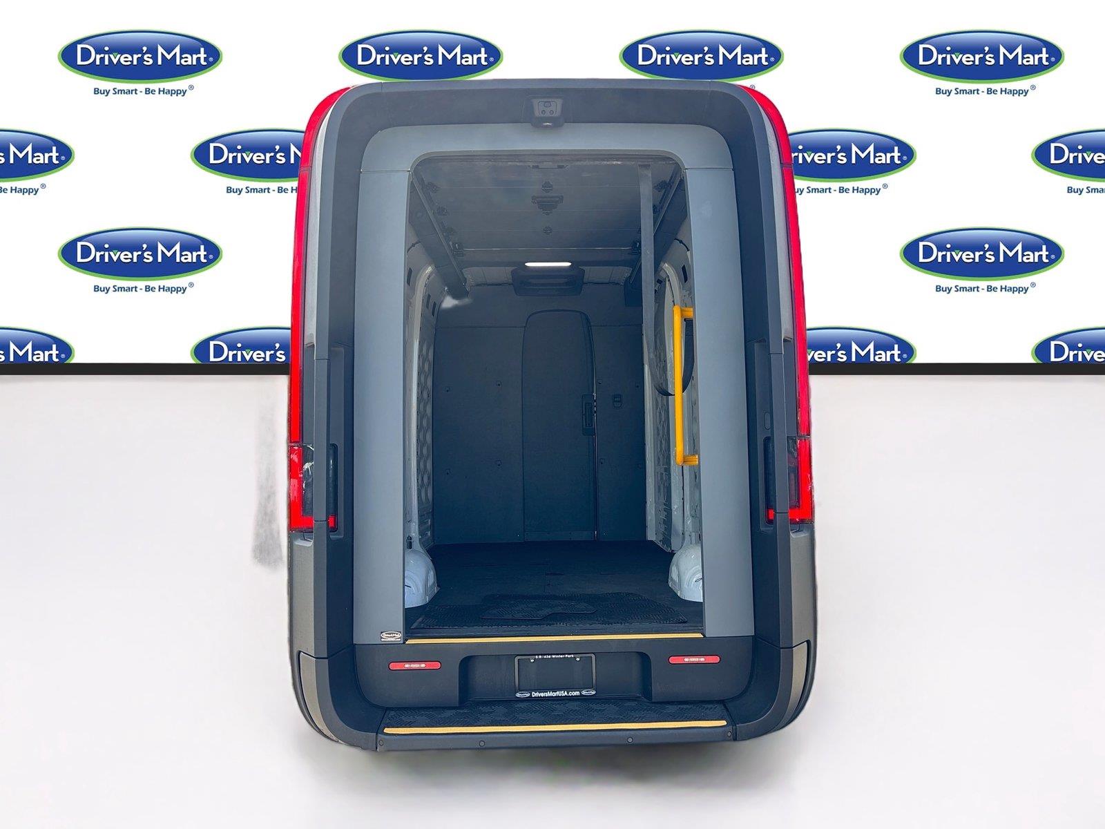 2024 RIVIAN RCV 500