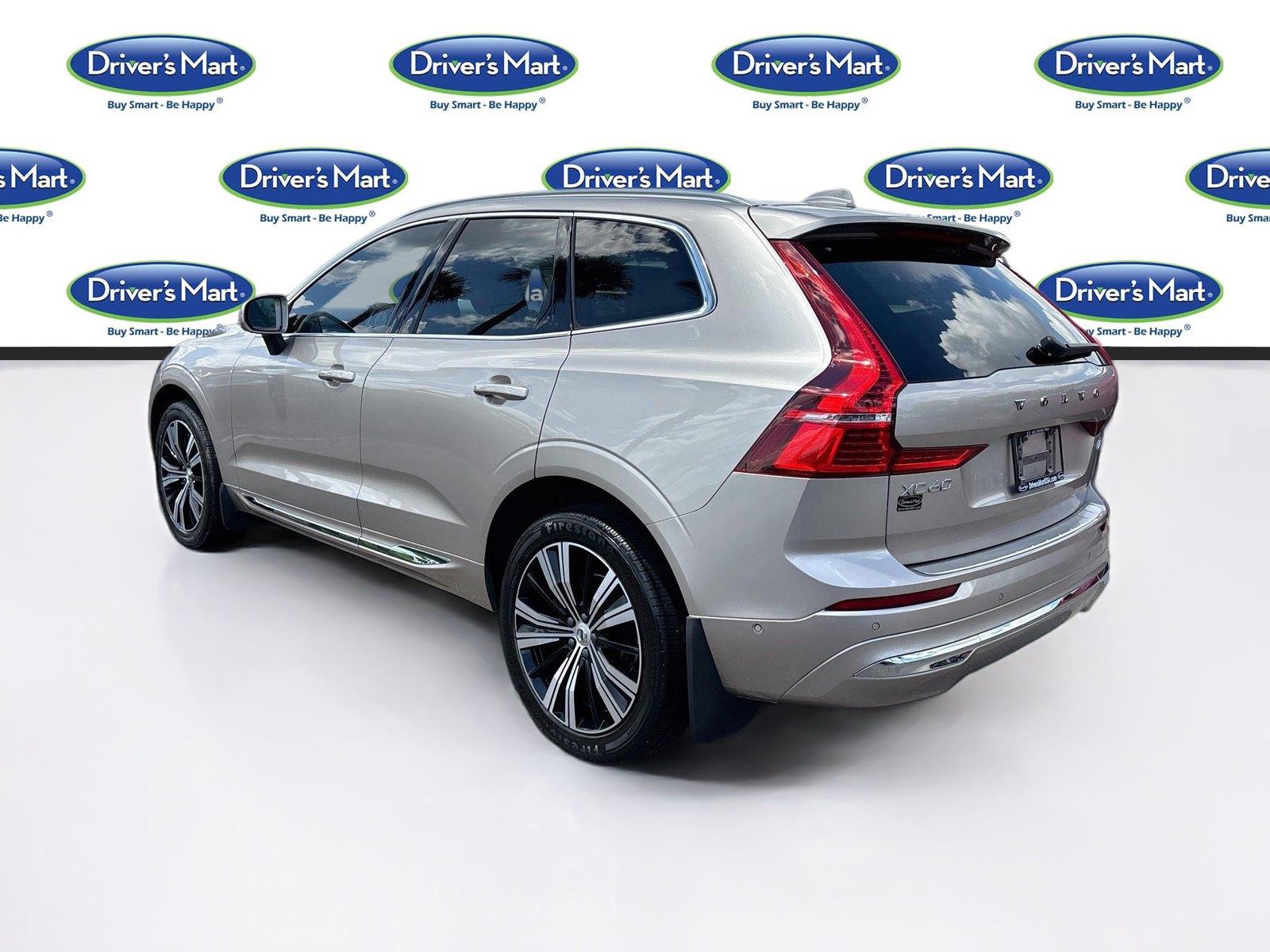 2023 Volvo XC60 Plus Bright Theme