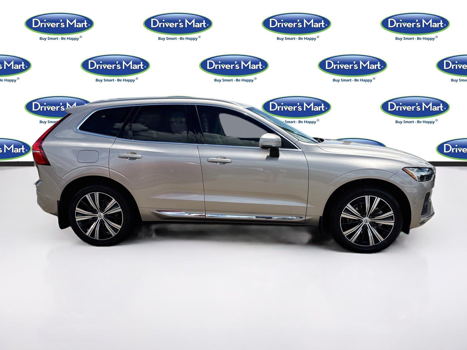 2023 Volvo XC60 Plus Bright Theme