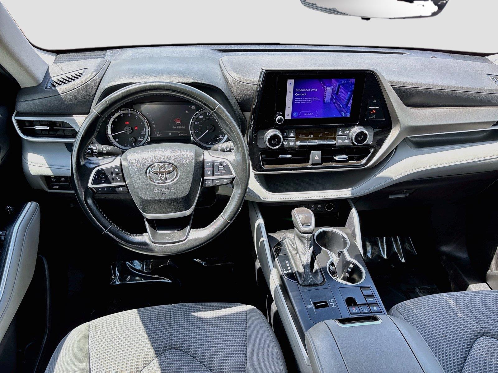 2023 Toyota Highlander LE