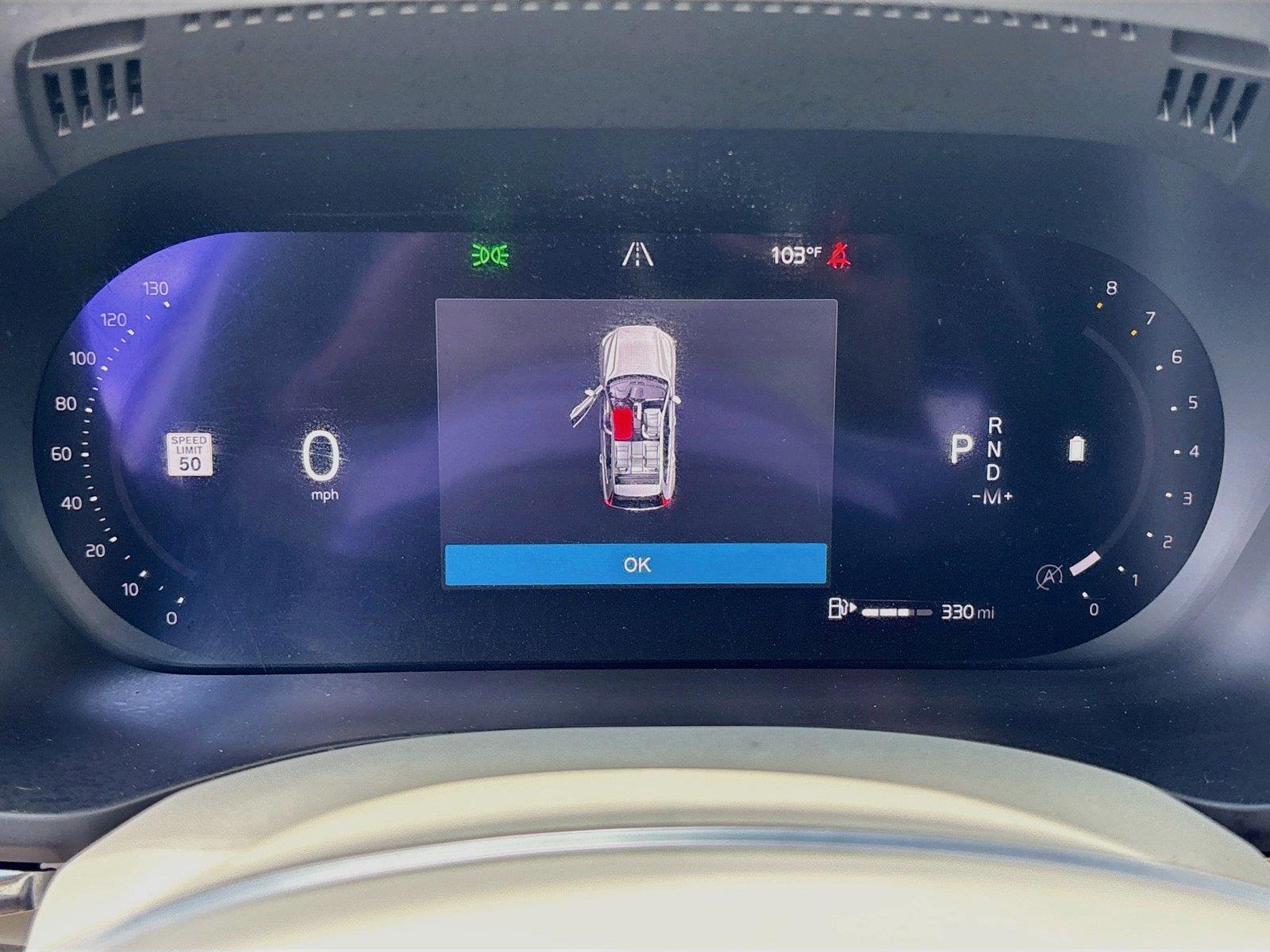 2023 Volvo XC60 Plus Bright Theme