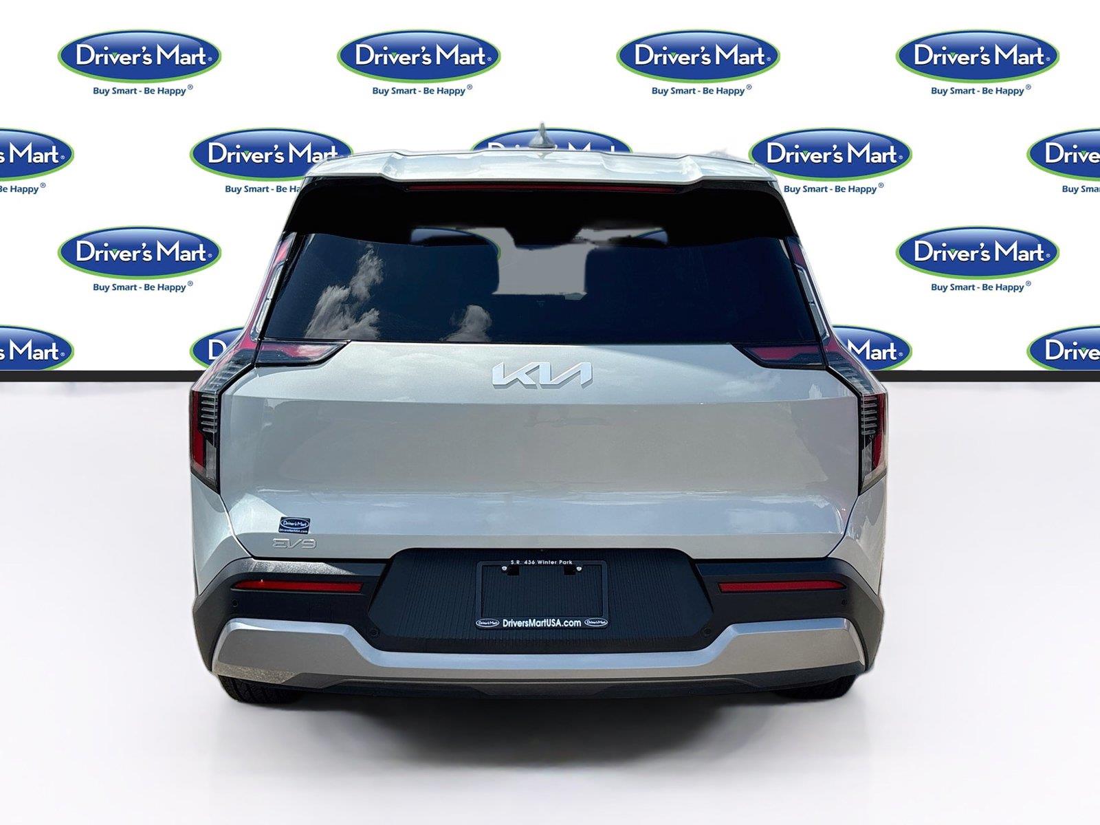 2024 Kia EV9 Light Long Range