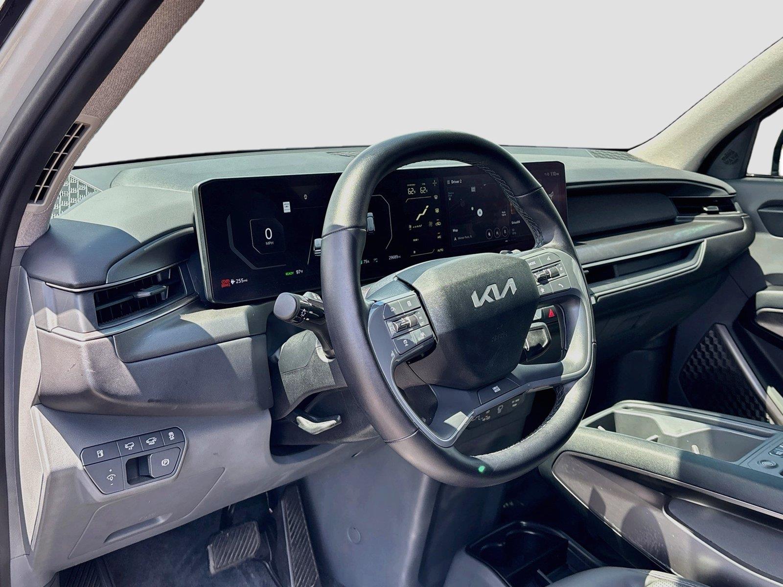 2024 Kia EV9 Light Long Range