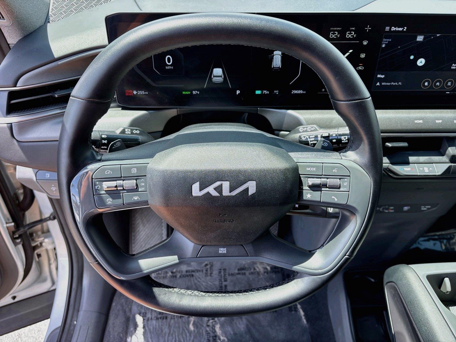 2024 Kia EV9 Light Long Range