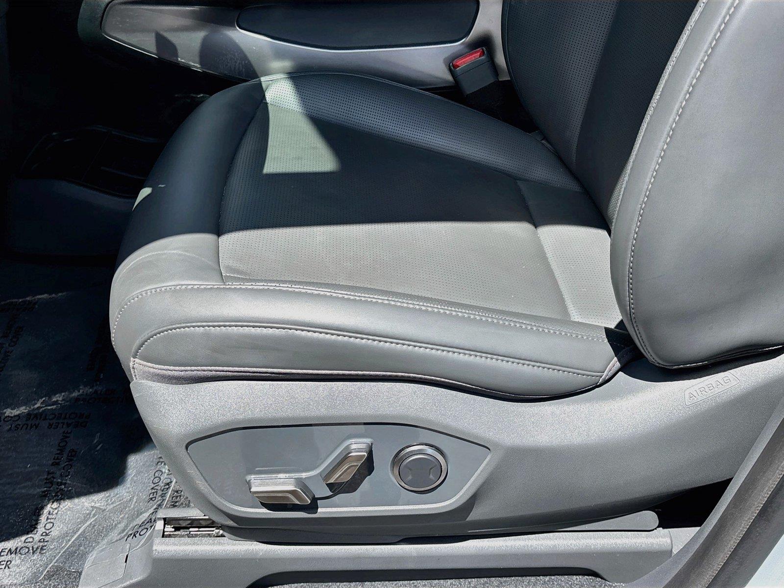 2024 Kia EV9 Light Long Range