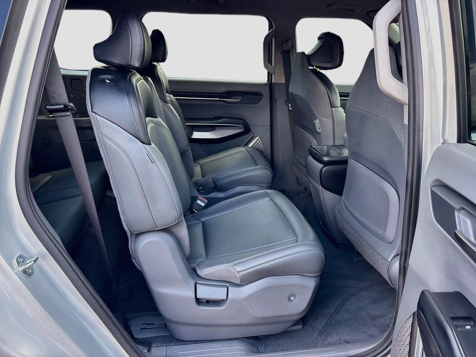 2024 Kia EV9 Light Long Range