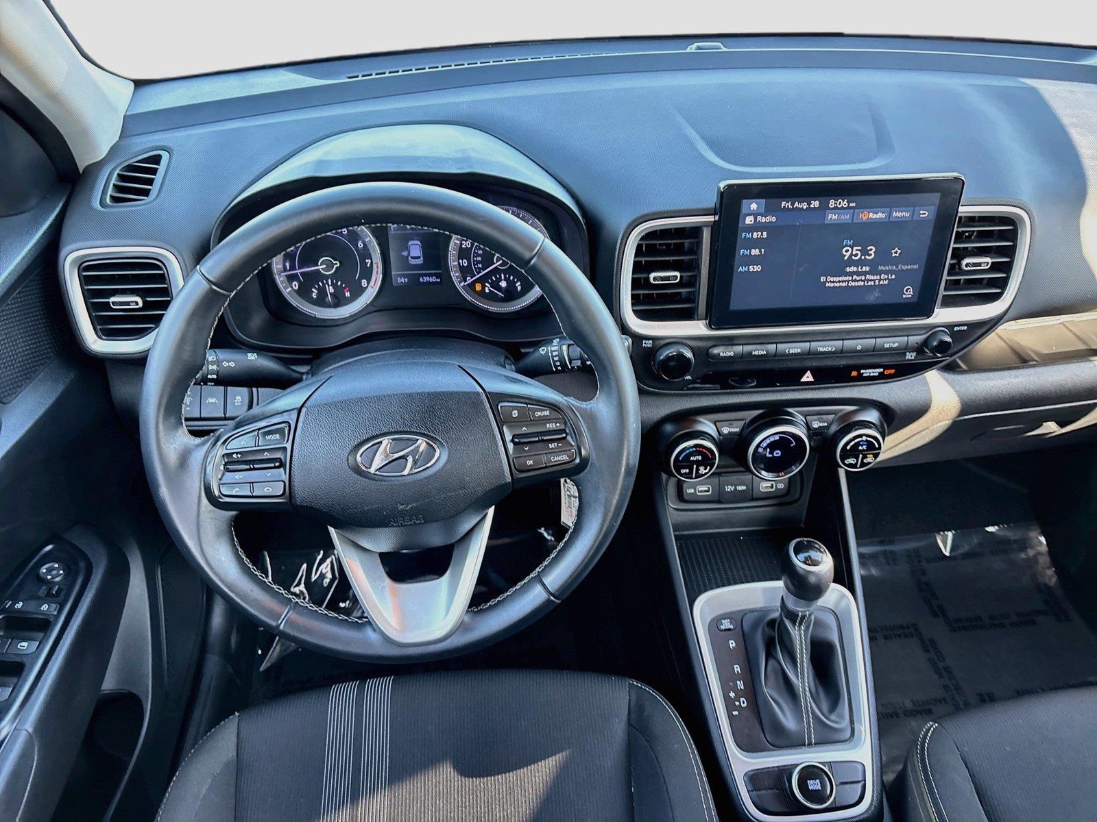 2022 Hyundai Venue SEL