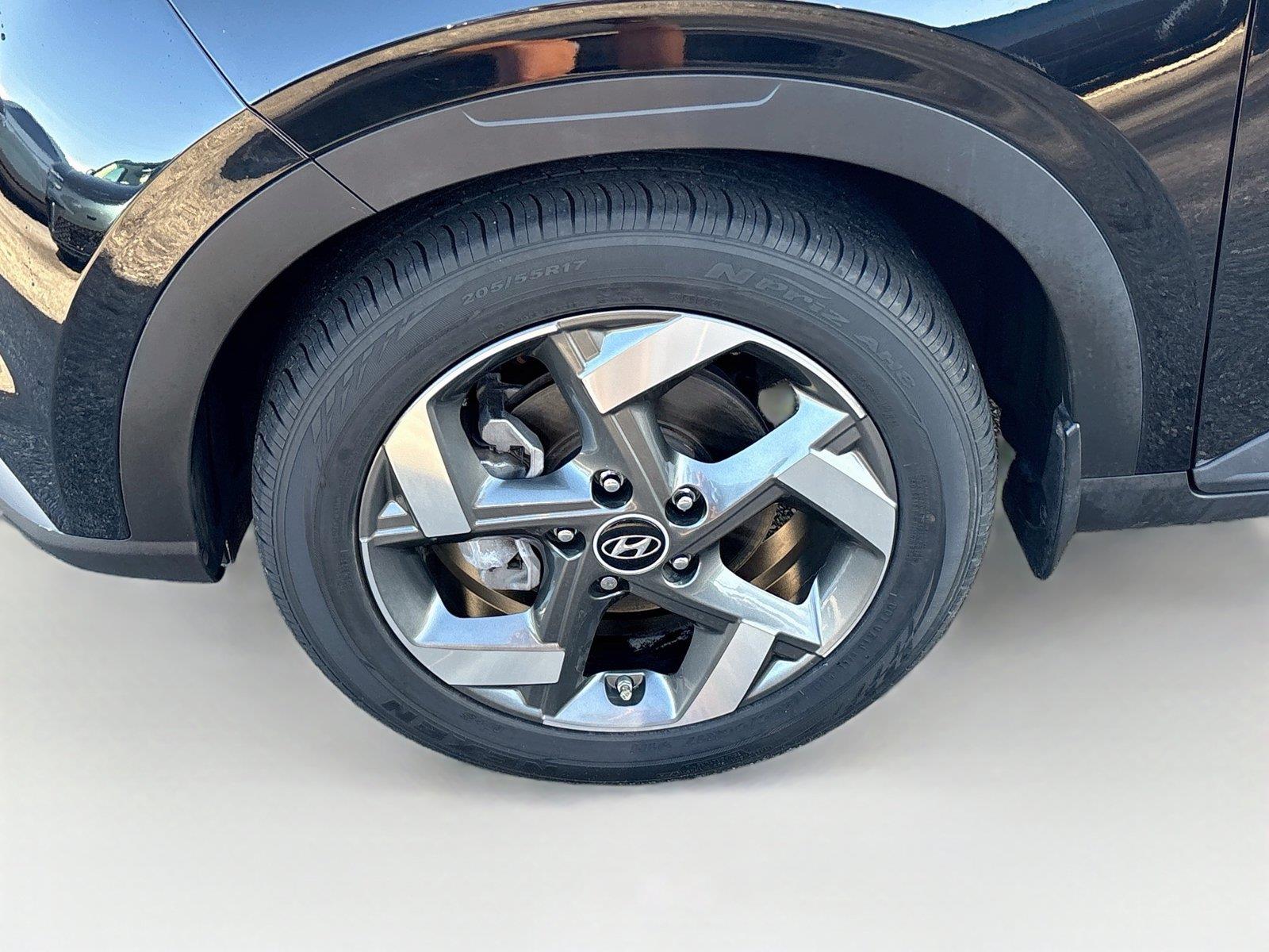 2022 Hyundai Venue SEL
