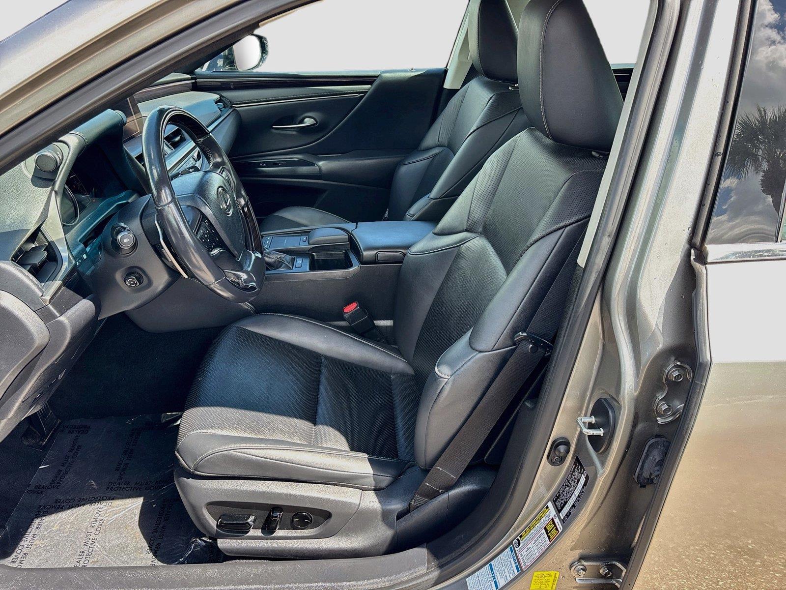 2021 Lexus ES ES 250