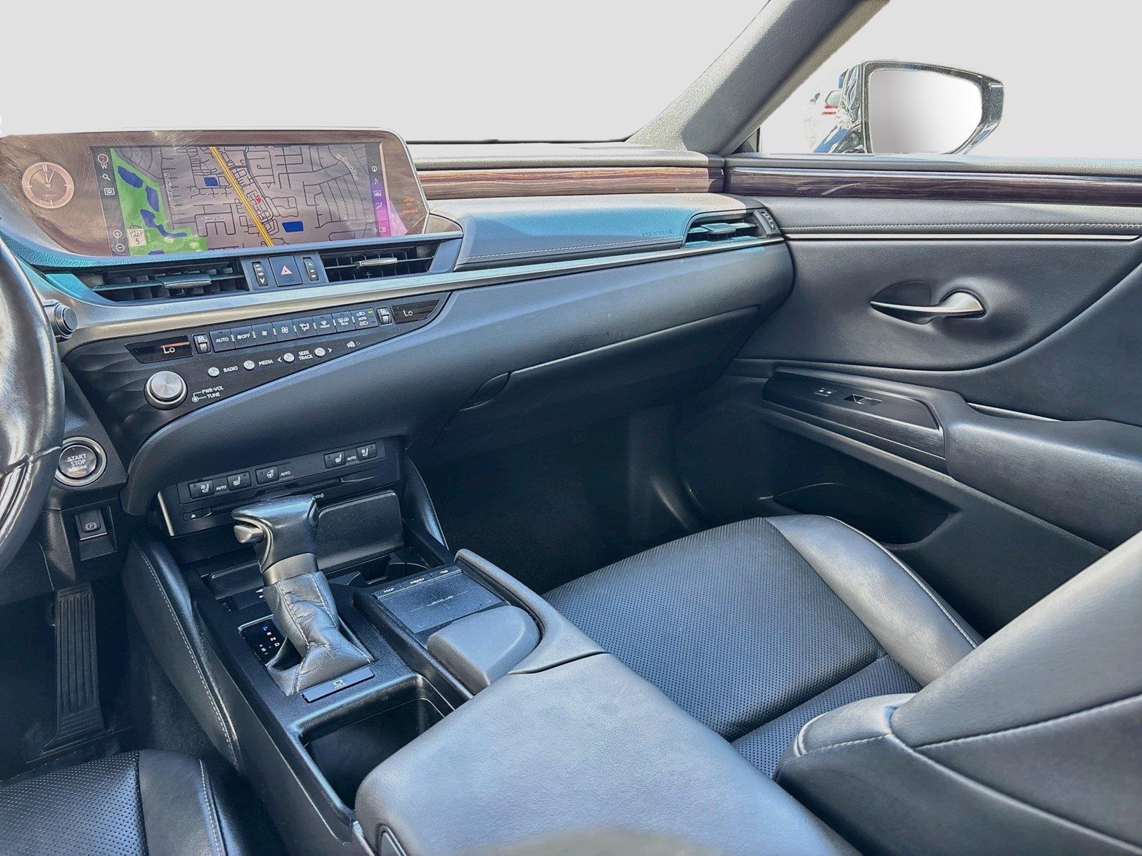 2021 Lexus ES ES 250