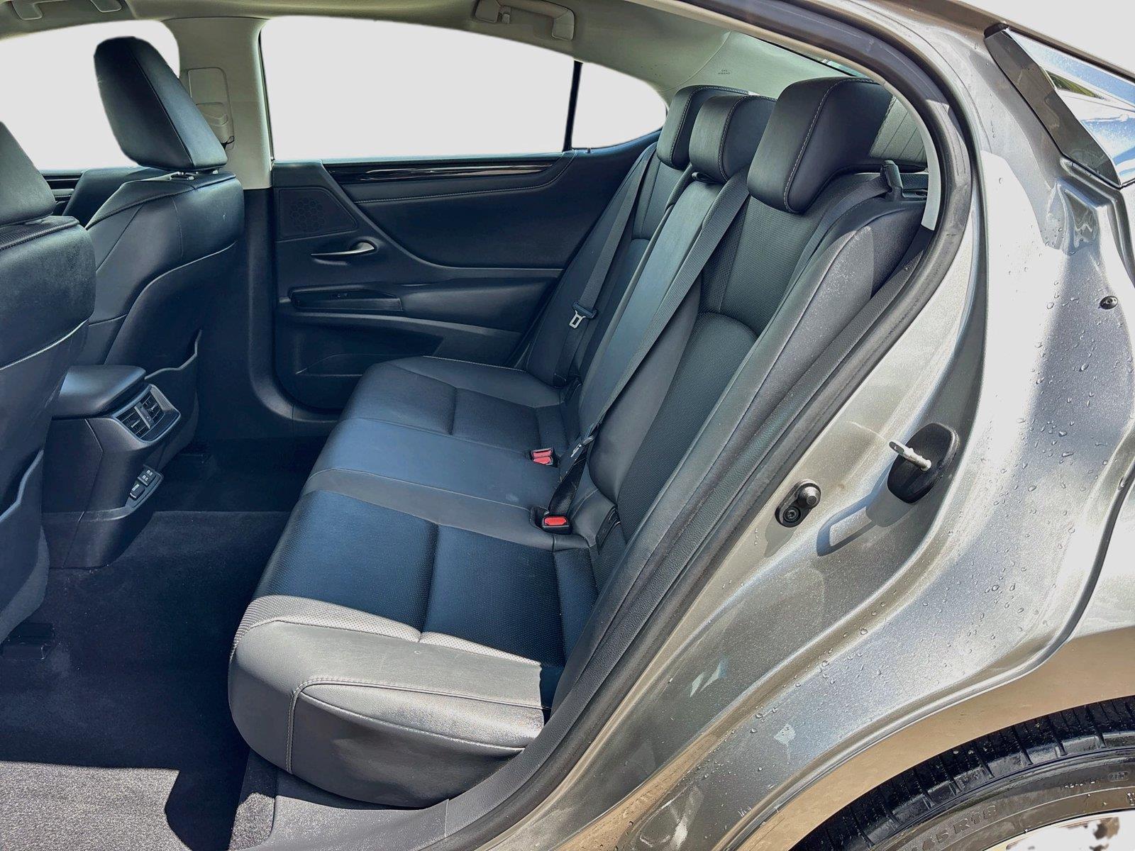 2021 Lexus ES ES 250