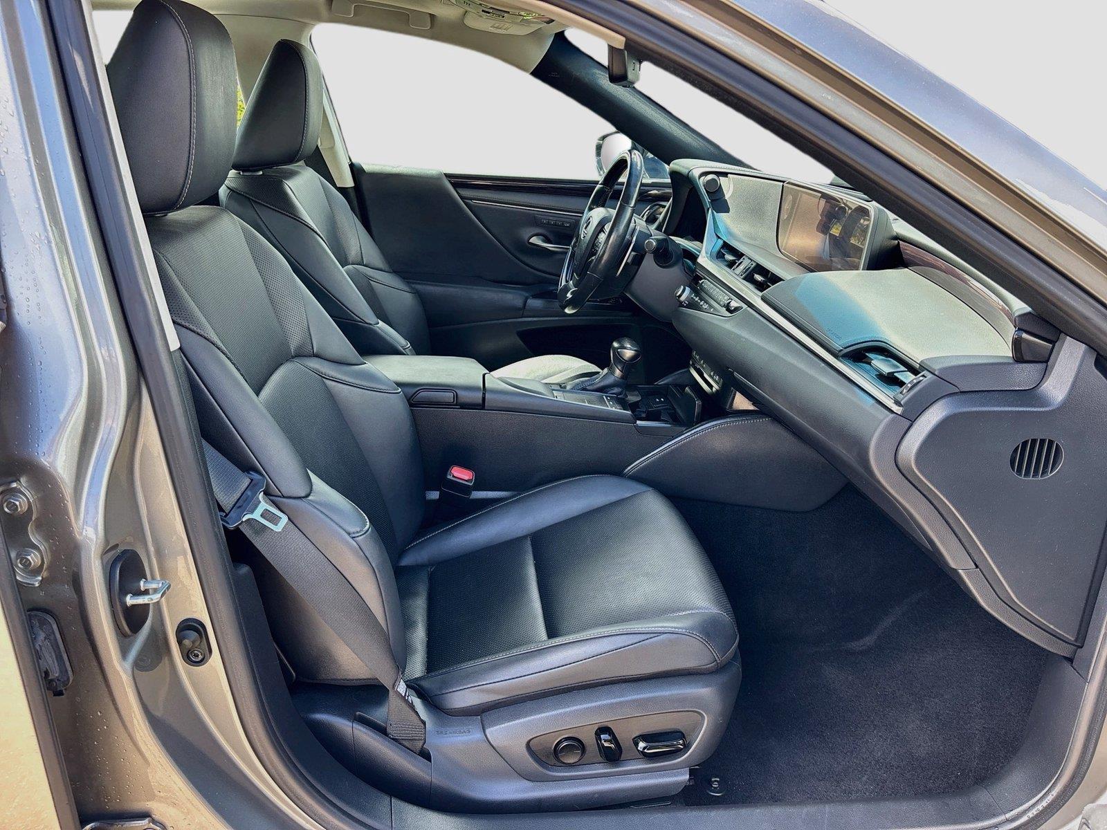 2021 Lexus ES ES 250