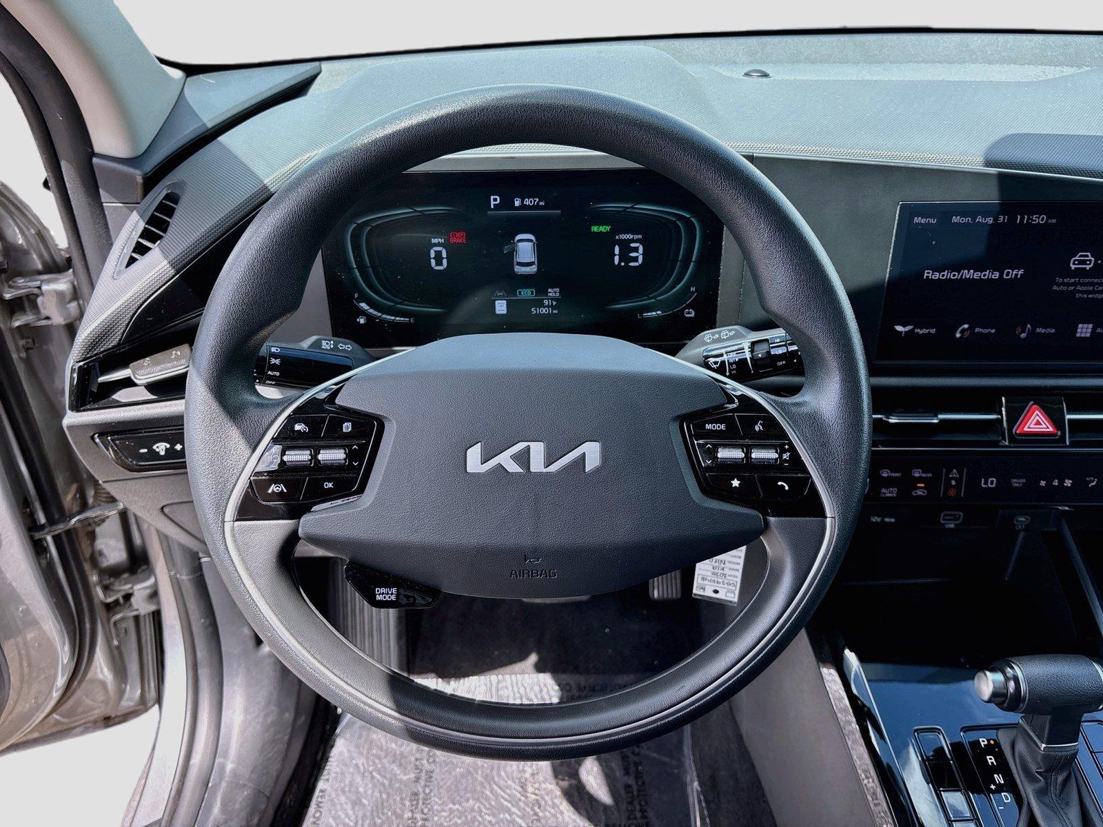 2025 Kia Niro LX