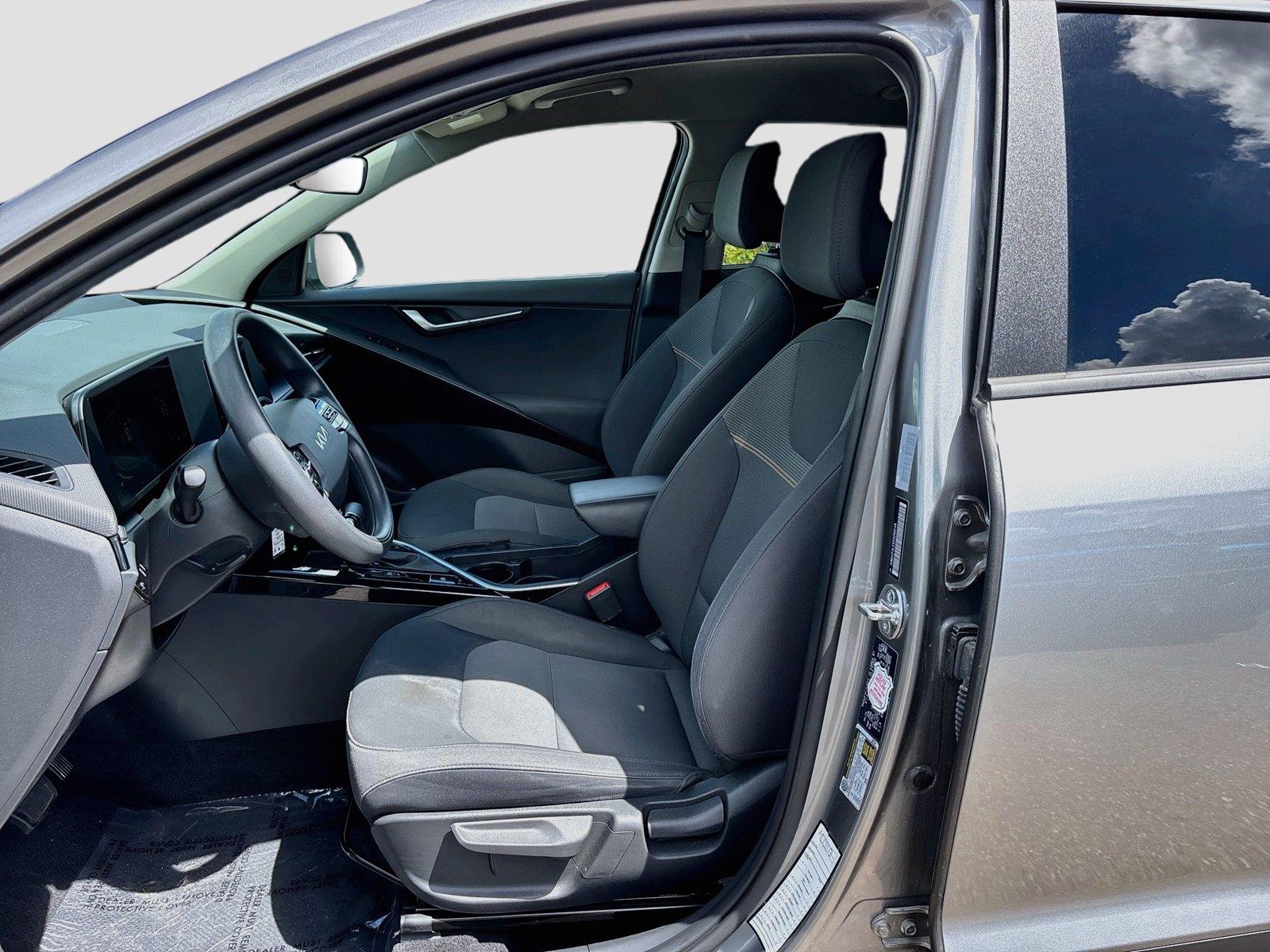 2025 Kia Niro LX