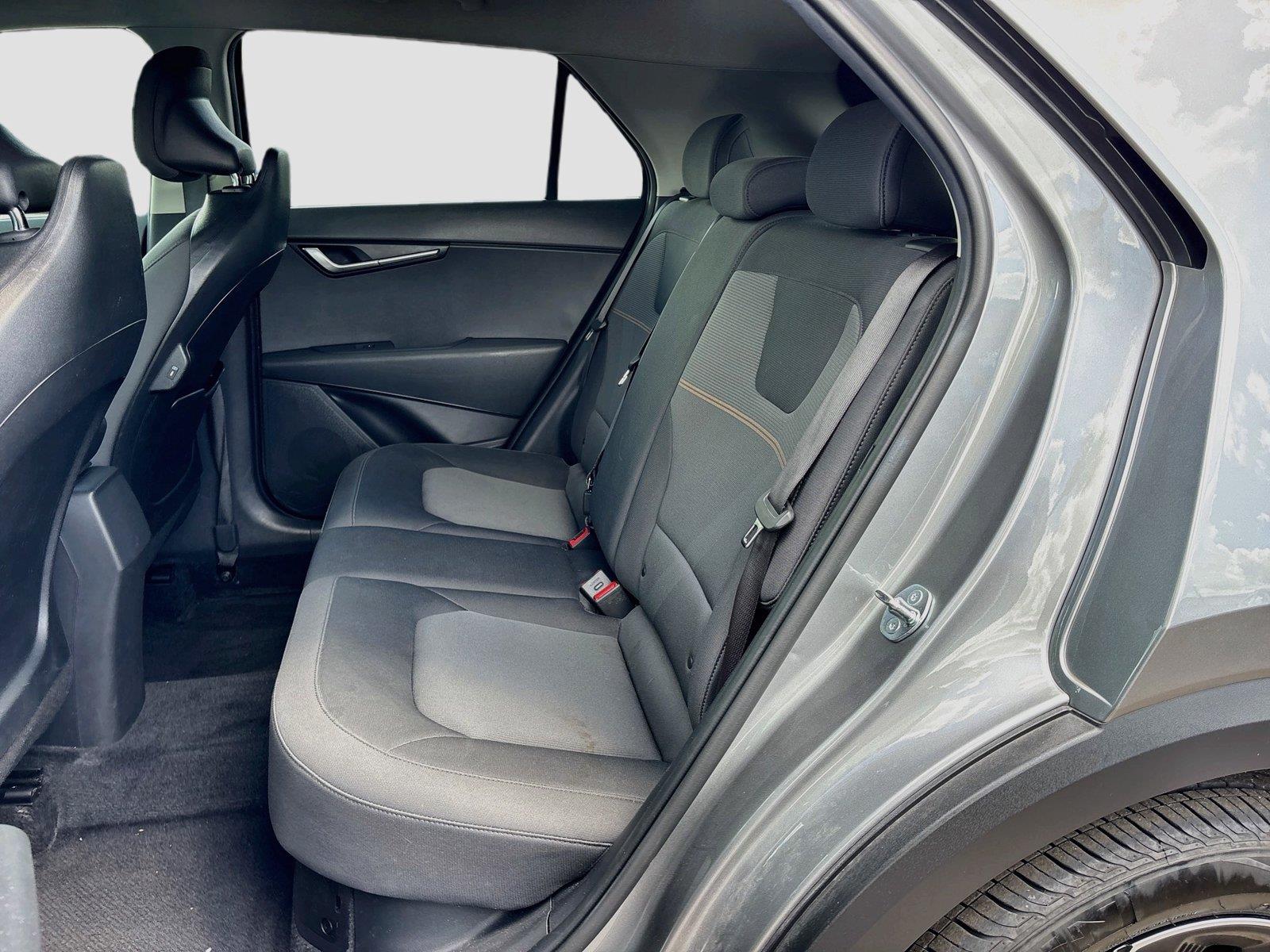2025 Kia Niro LX