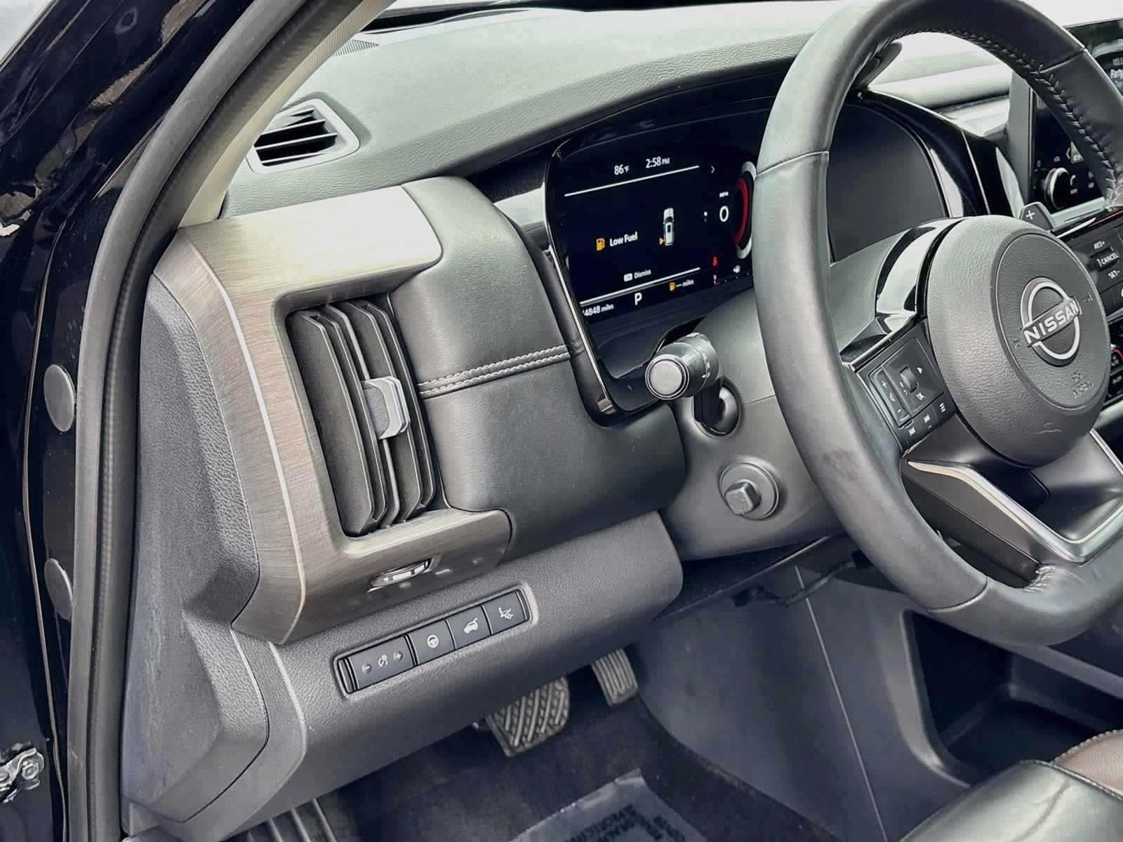 2024 Nissan Pathfinder Platinum