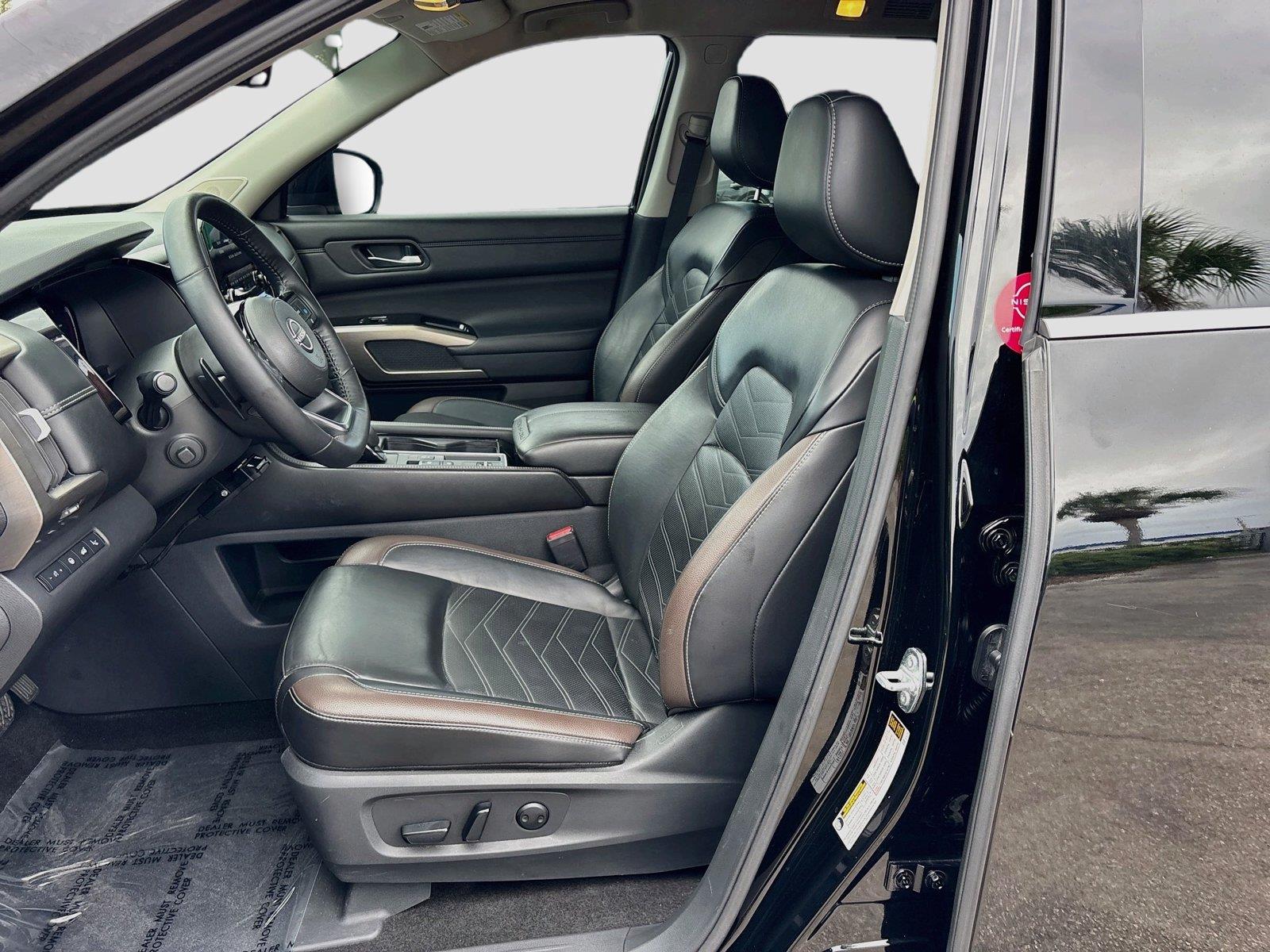 2024 Nissan Pathfinder Platinum