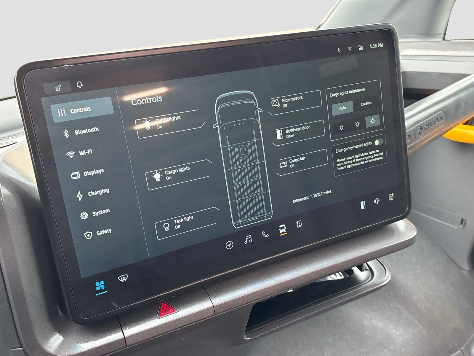2024 RIVIAN RCV 500