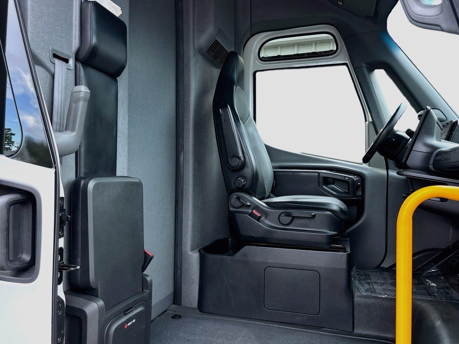 2024 RIVIAN RCV 500