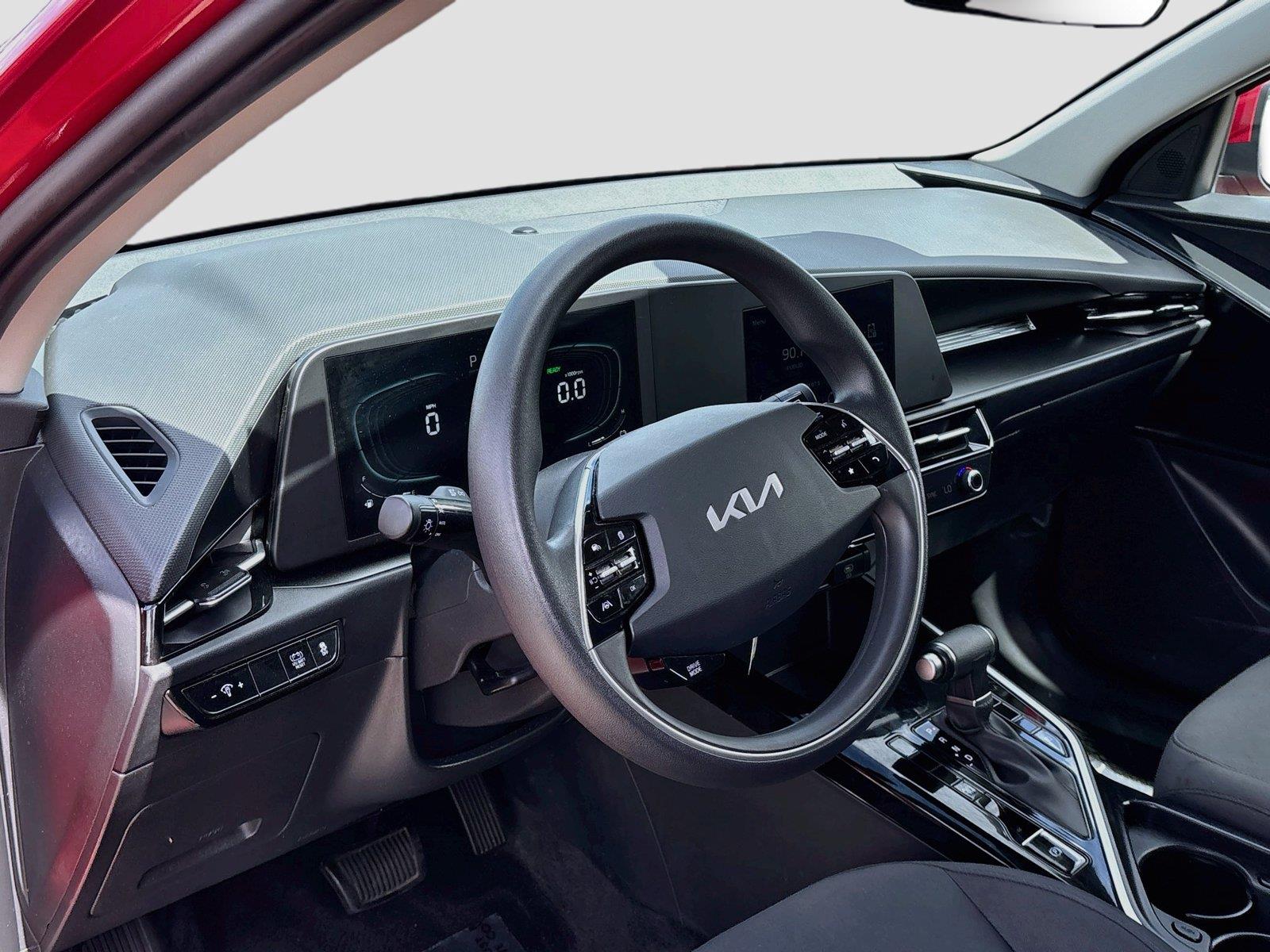 2025 Kia Niro LX