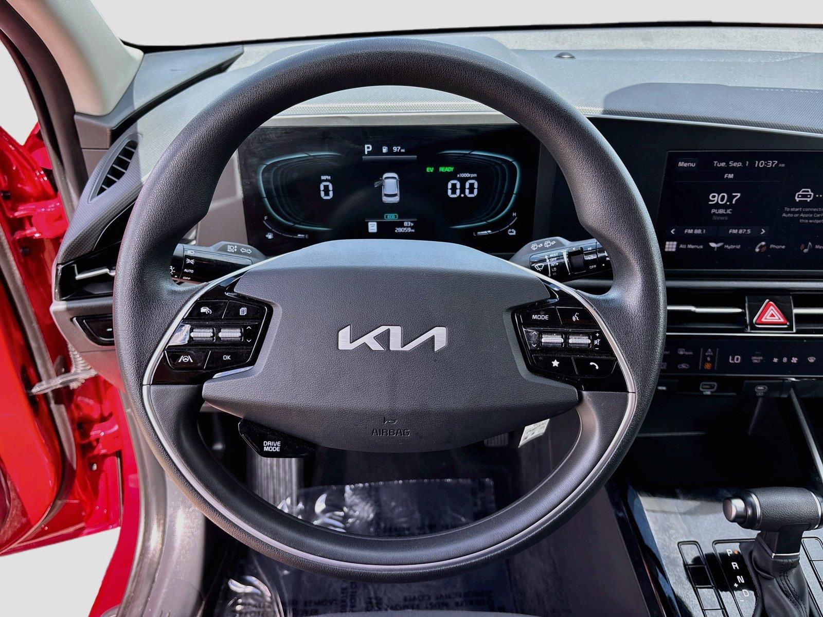 2025 Kia Niro LX