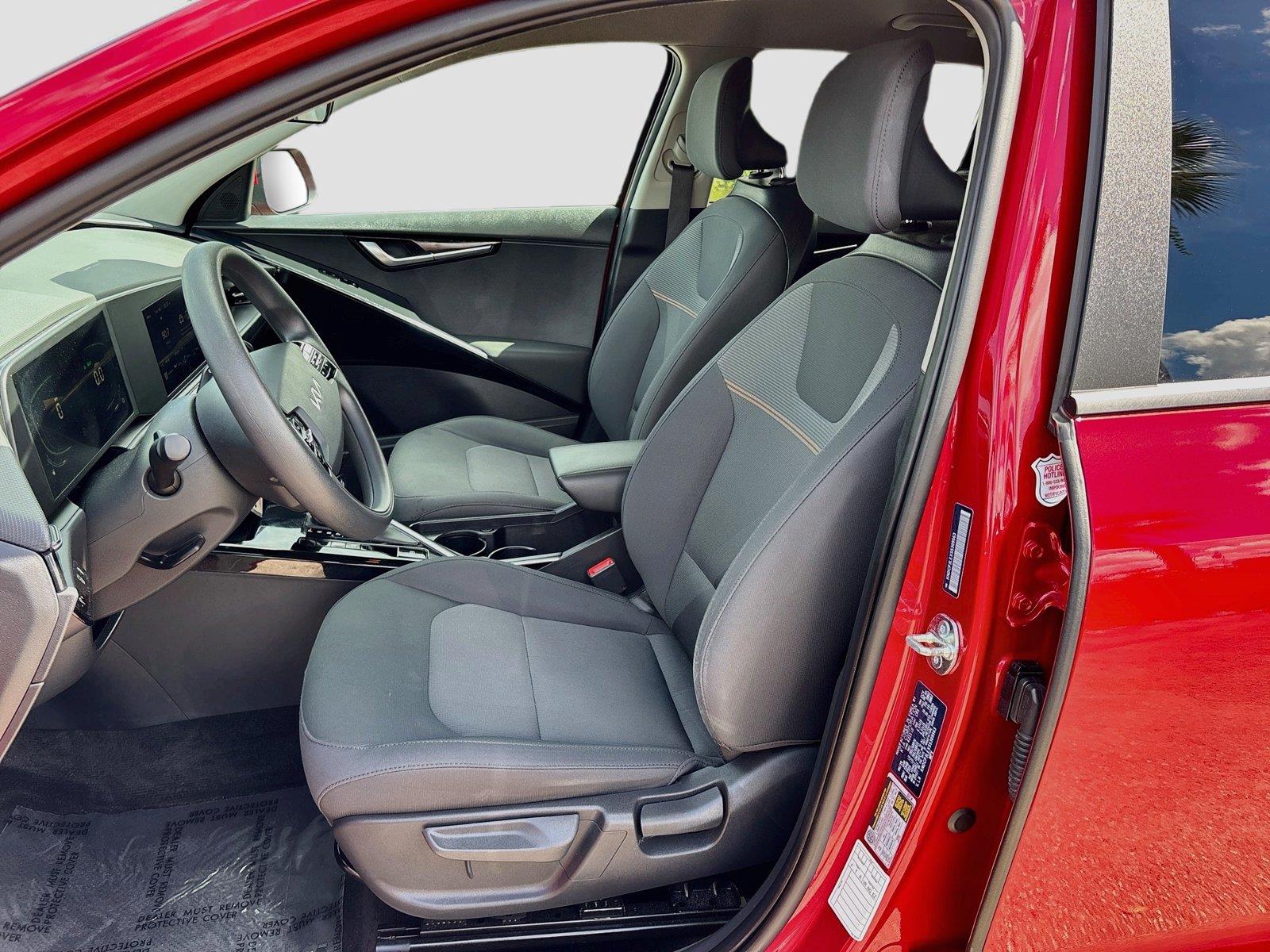 2025 Kia Niro LX