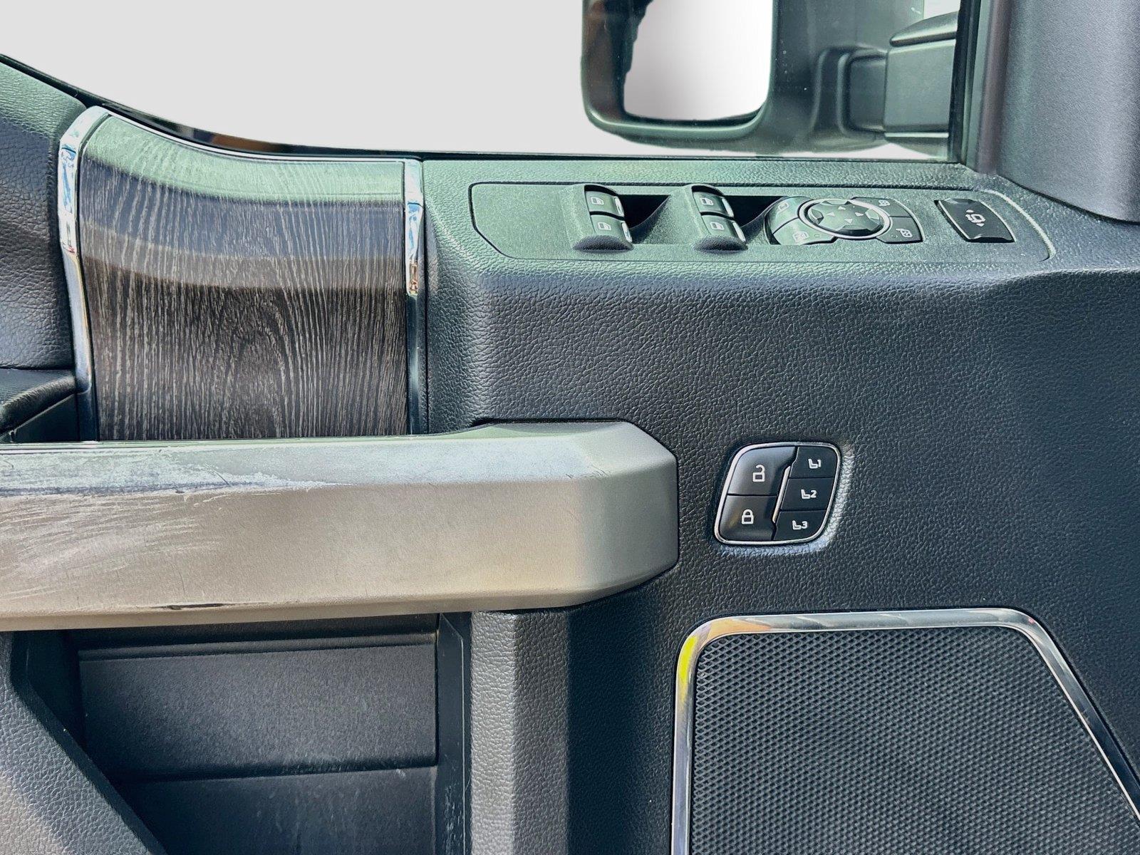 2020 Ford Super Duty F-250 Lariat