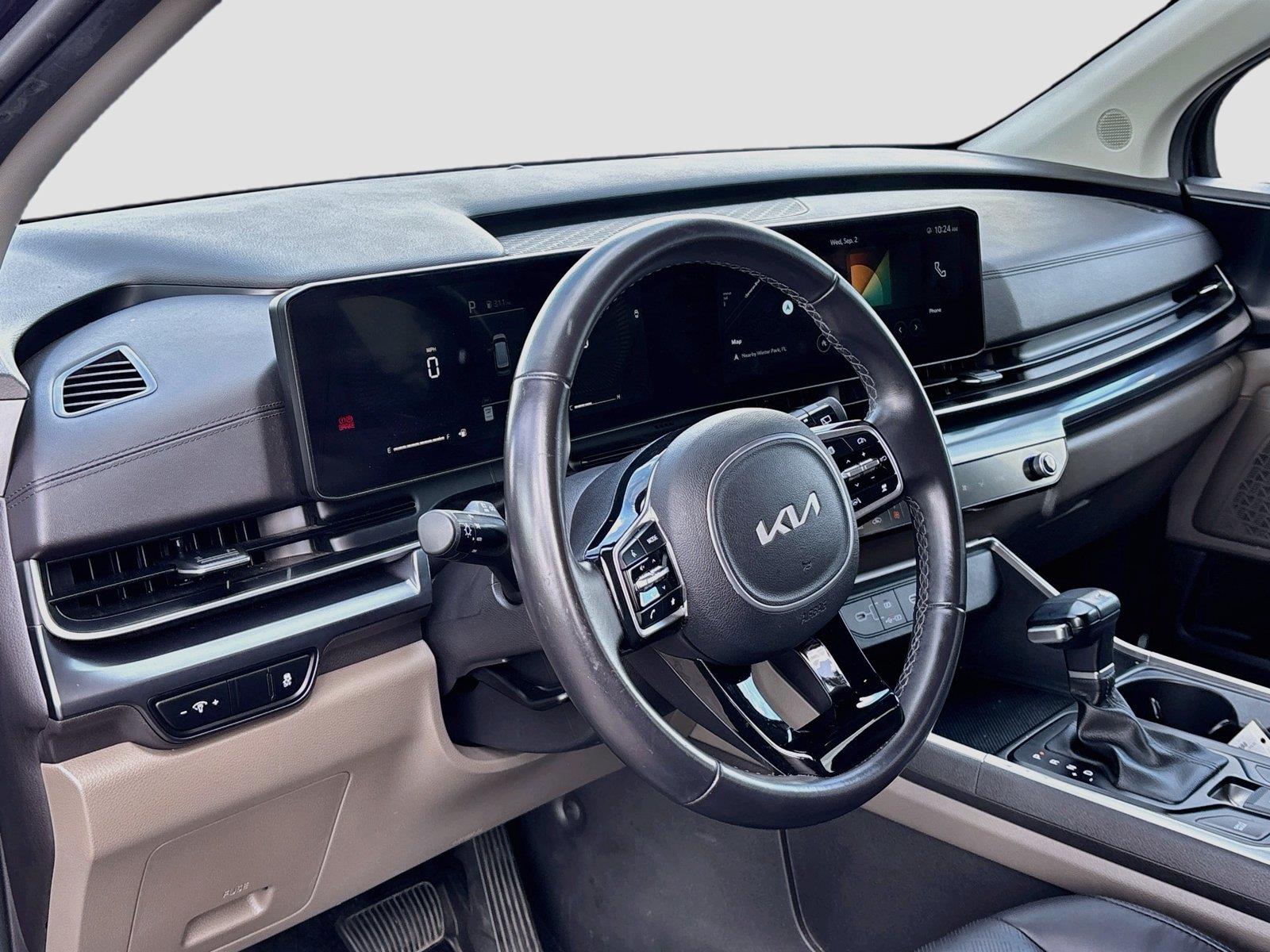 2025 Kia Carnival LXS