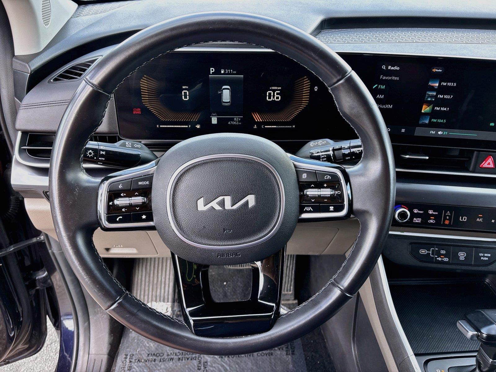 2025 Kia Carnival LXS