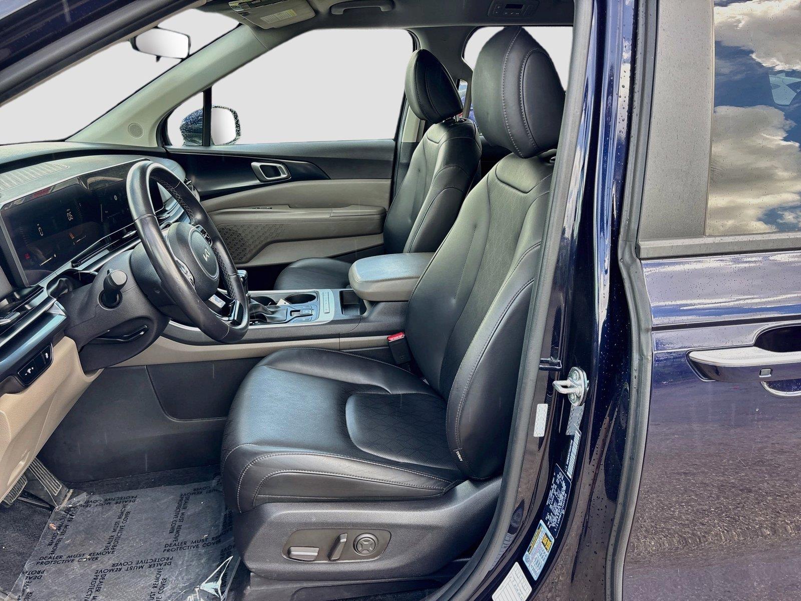 2025 Kia Carnival LXS