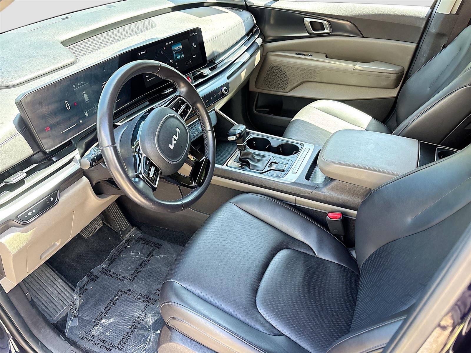 2025 Kia Carnival LXS