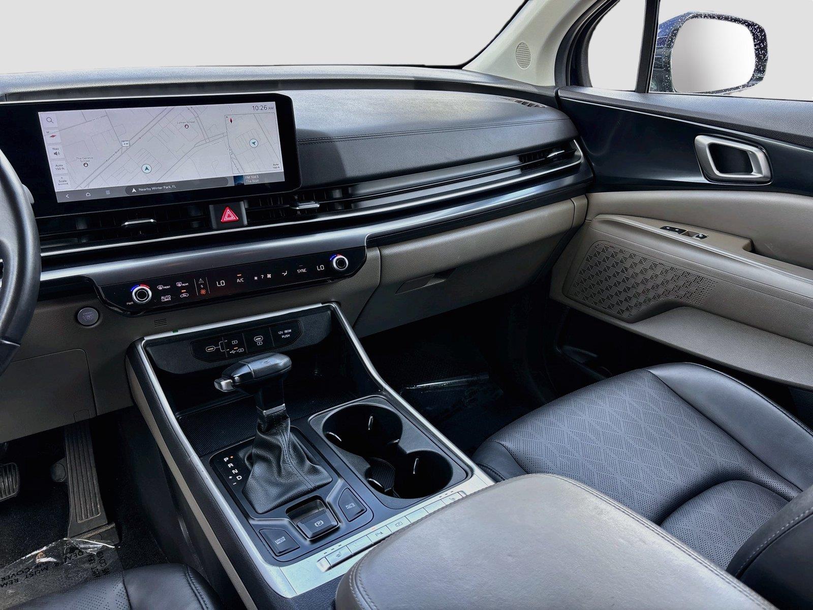2025 Kia Carnival LXS