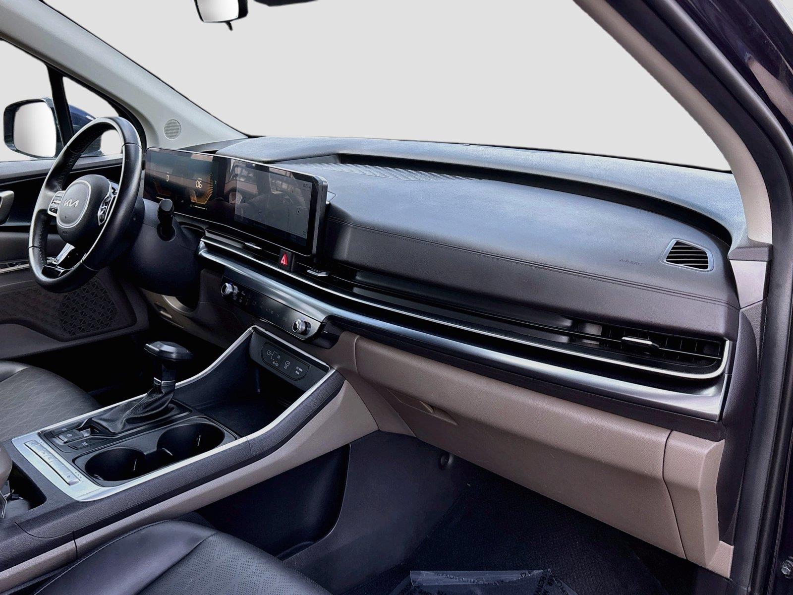 2025 Kia Carnival LXS
