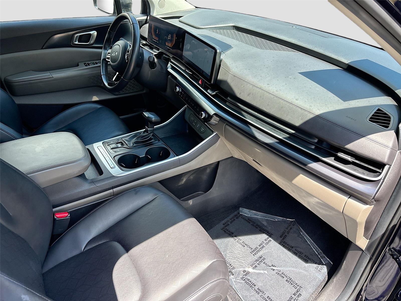 2025 Kia Carnival LXS